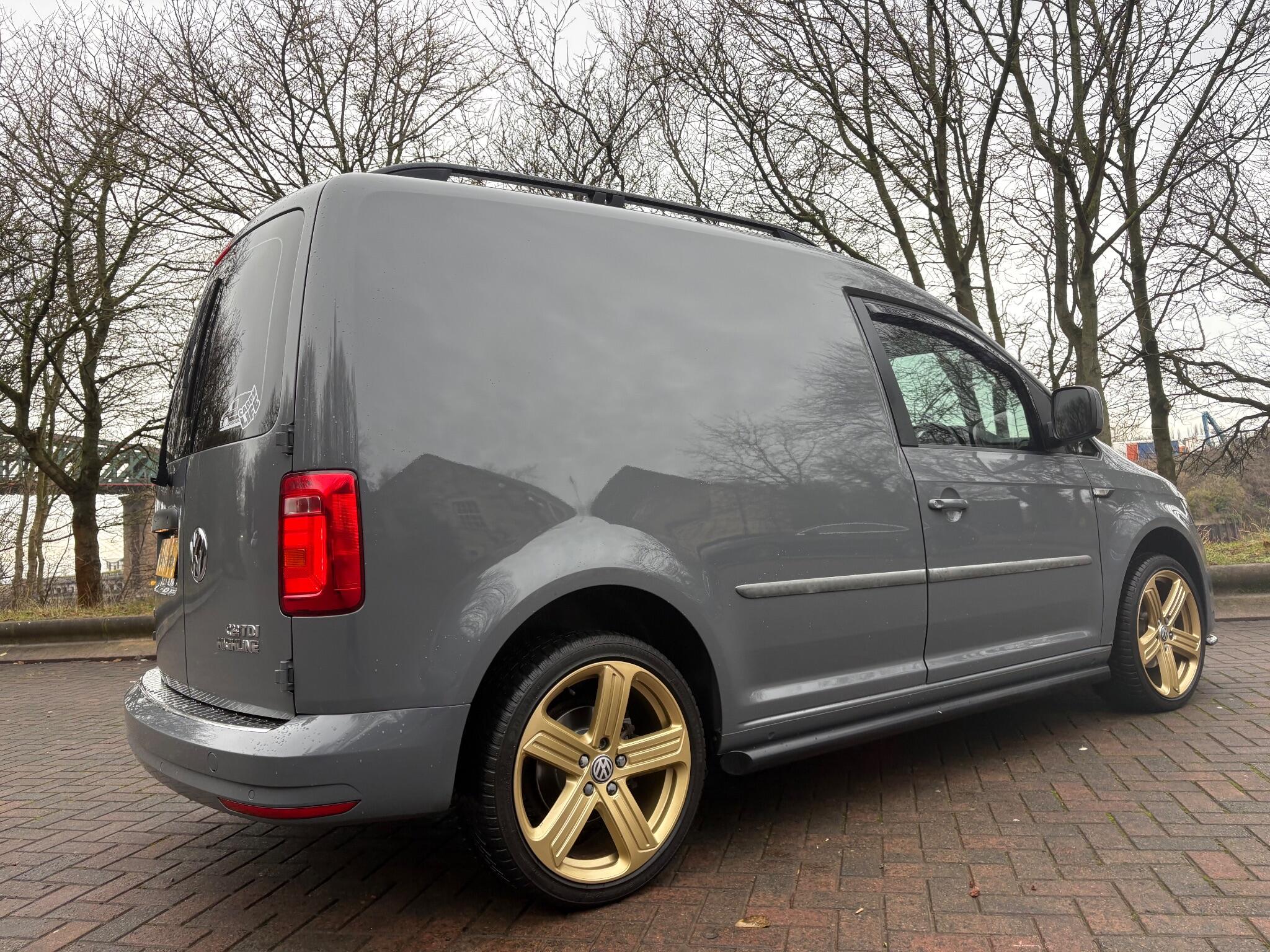 Volkswagen Caddy 2.0 TDI C20 BlueMotion Tech Highline SWB Euro 6 (s/s) 5dr 5dr Manual 2026