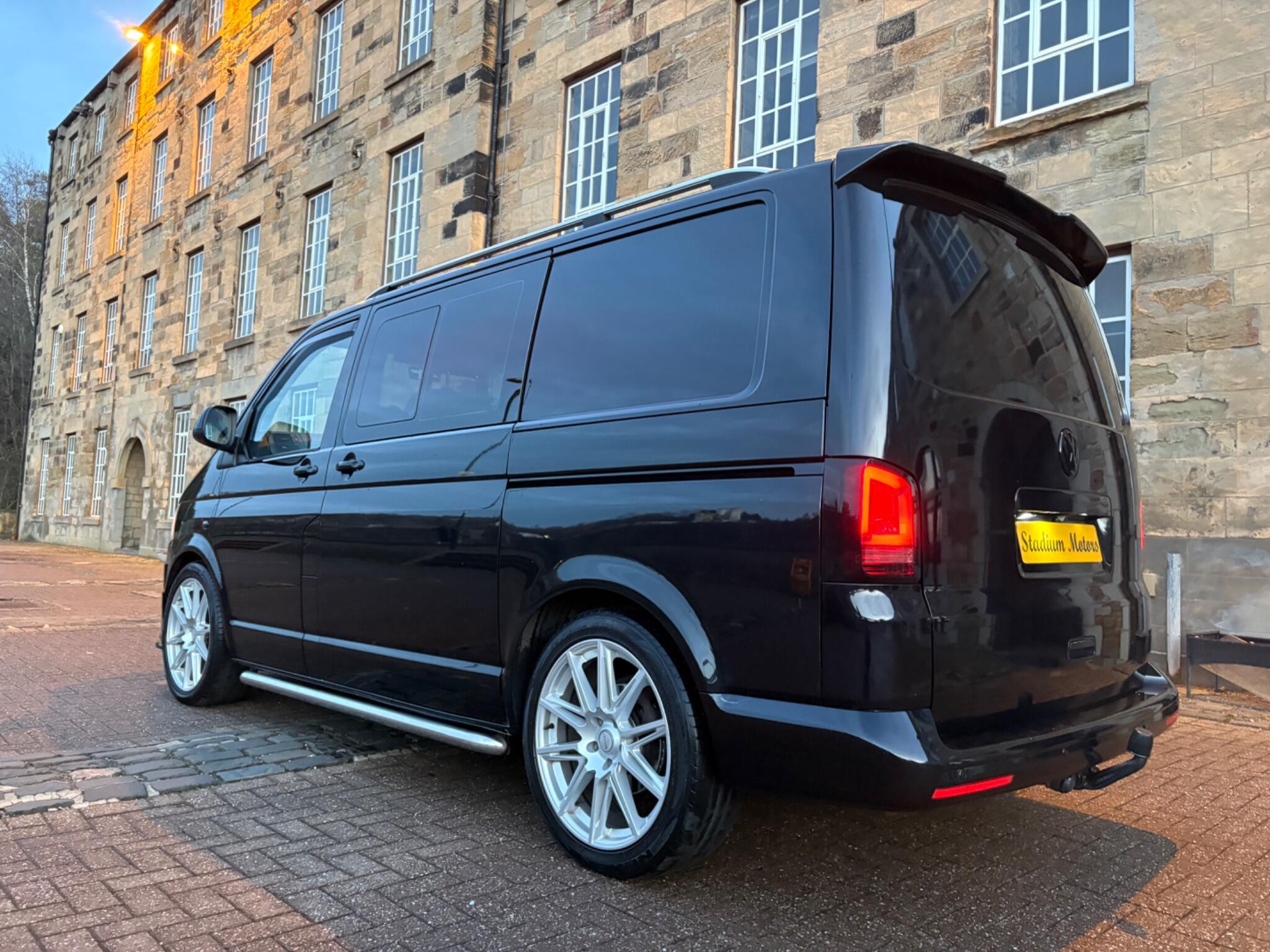 Volkswagen Transporter 2.0 TDI T30 Kombi L1 H1 4dr 4dr Manual 2026