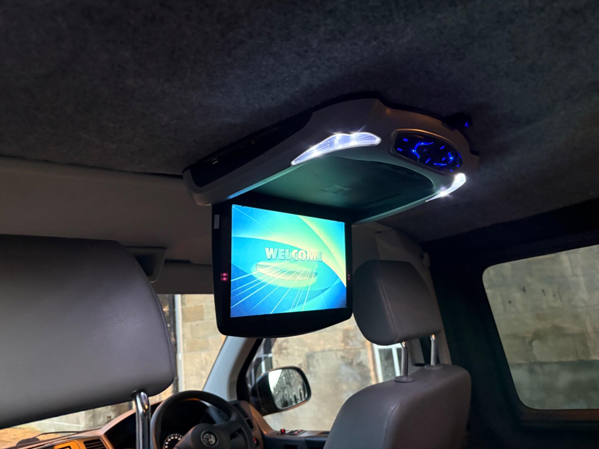 Volkswagen Transporter 2.0 TDI T30 Kombi L1 H1 4dr 4dr Manual 2026