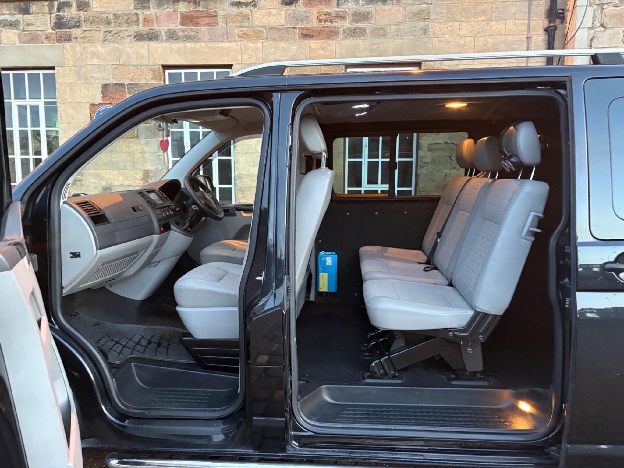 Volkswagen Transporter 2.0 TDI T30 Kombi L1 H1 4dr 4dr Manual 2026