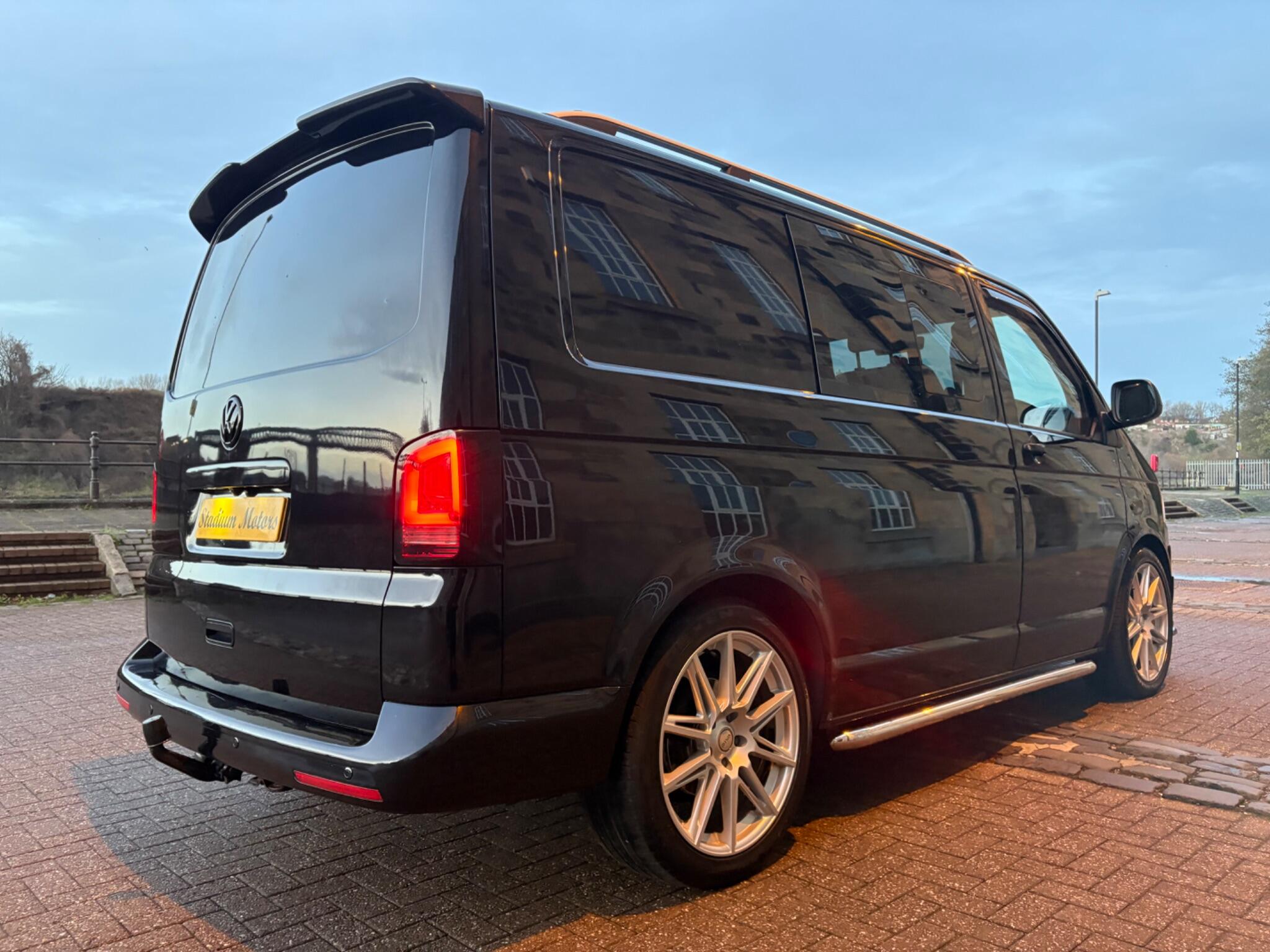 Volkswagen Transporter 2.0 TDI T30 Kombi L1 H1 4dr 4dr Manual 2026