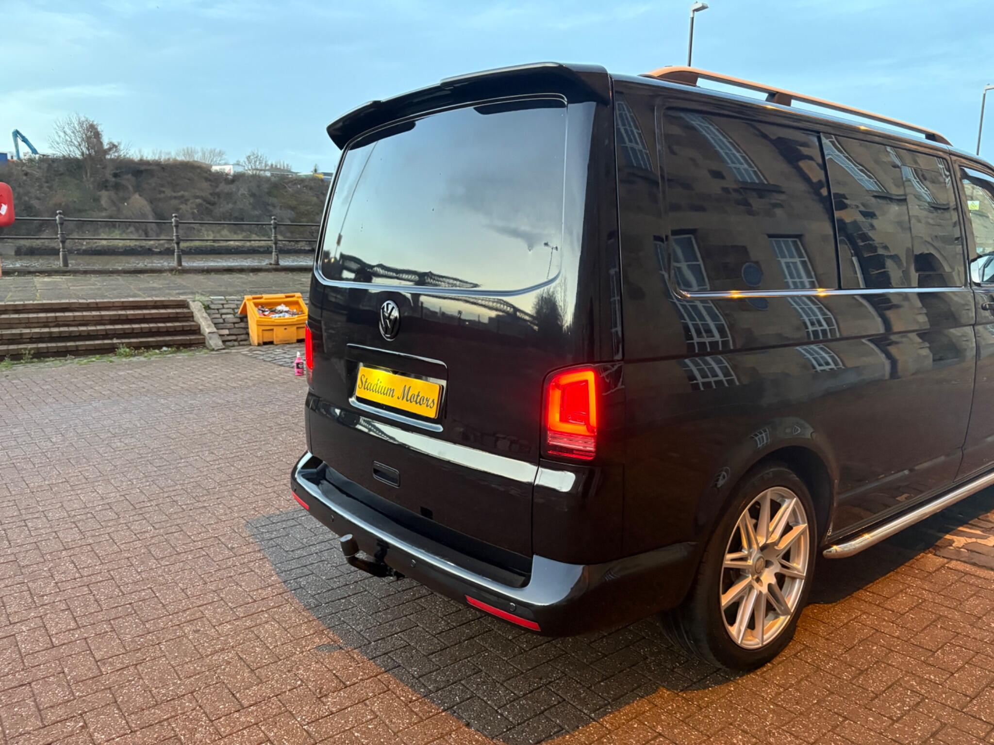 Volkswagen Transporter 2.0 TDI T30 Kombi L1 H1 4dr 4dr Manual 2026