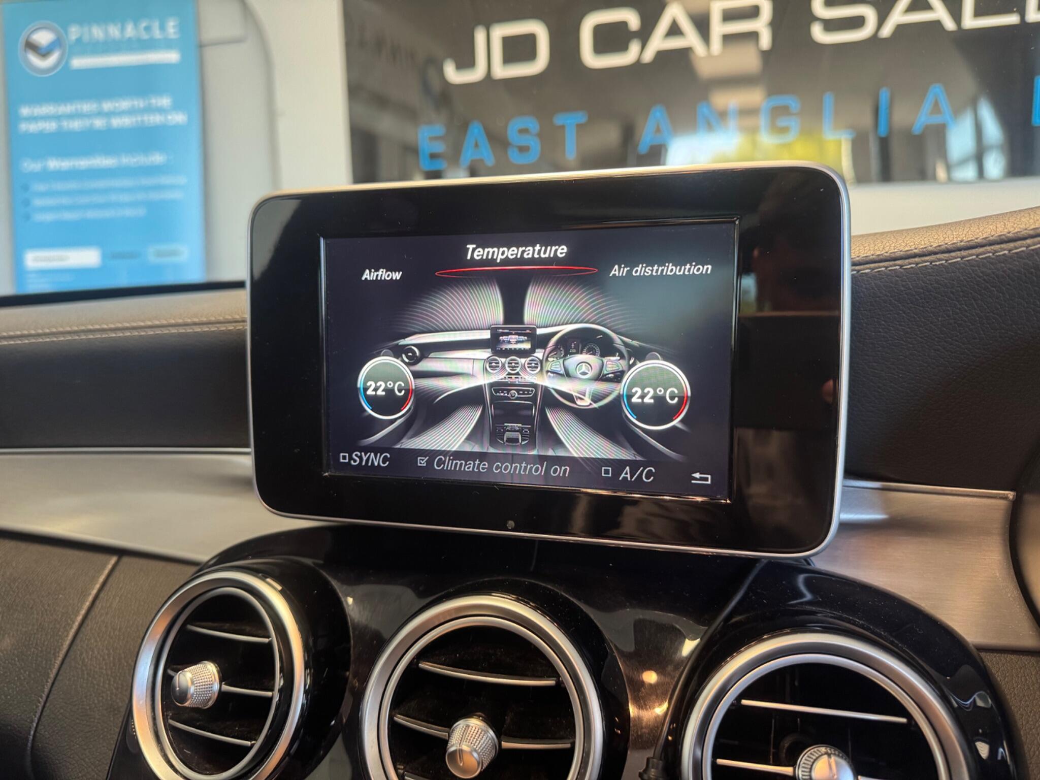 Mercedes-Benz C Class 1.6 C200d AMG Line (Premium) G-Tronic+ Euro 6 (s/s) 4dr 4dr Automatic 2026