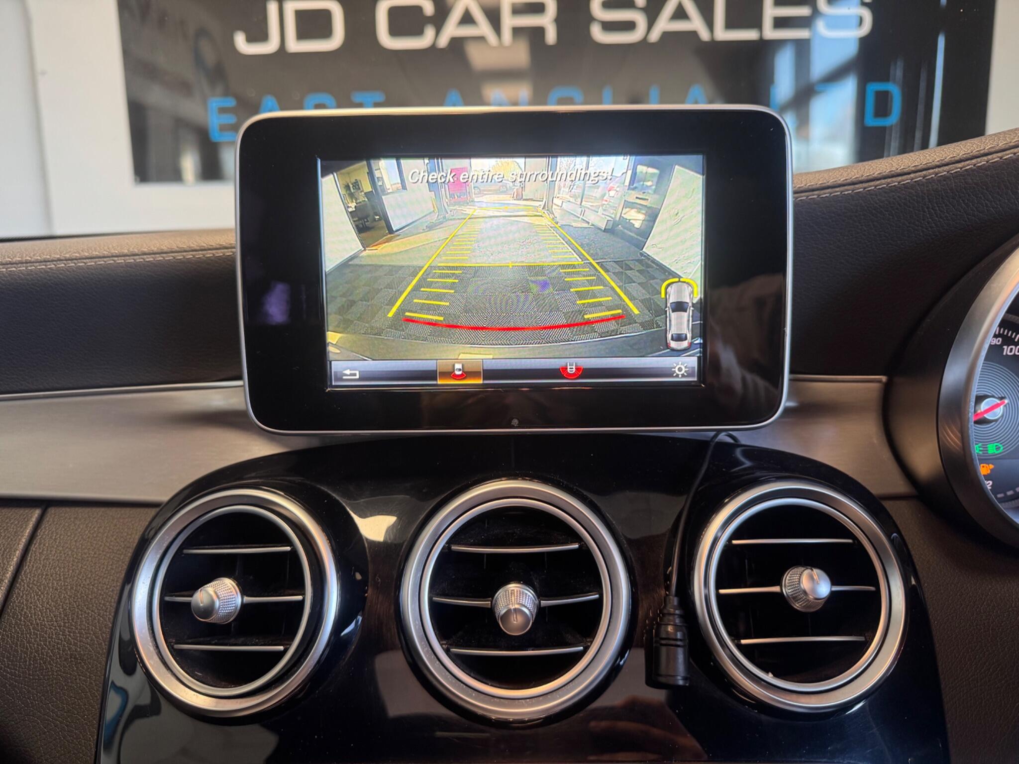 Mercedes-Benz C Class 1.6 C200d AMG Line (Premium) G-Tronic+ Euro 6 (s/s) 4dr 4dr Automatic 2026