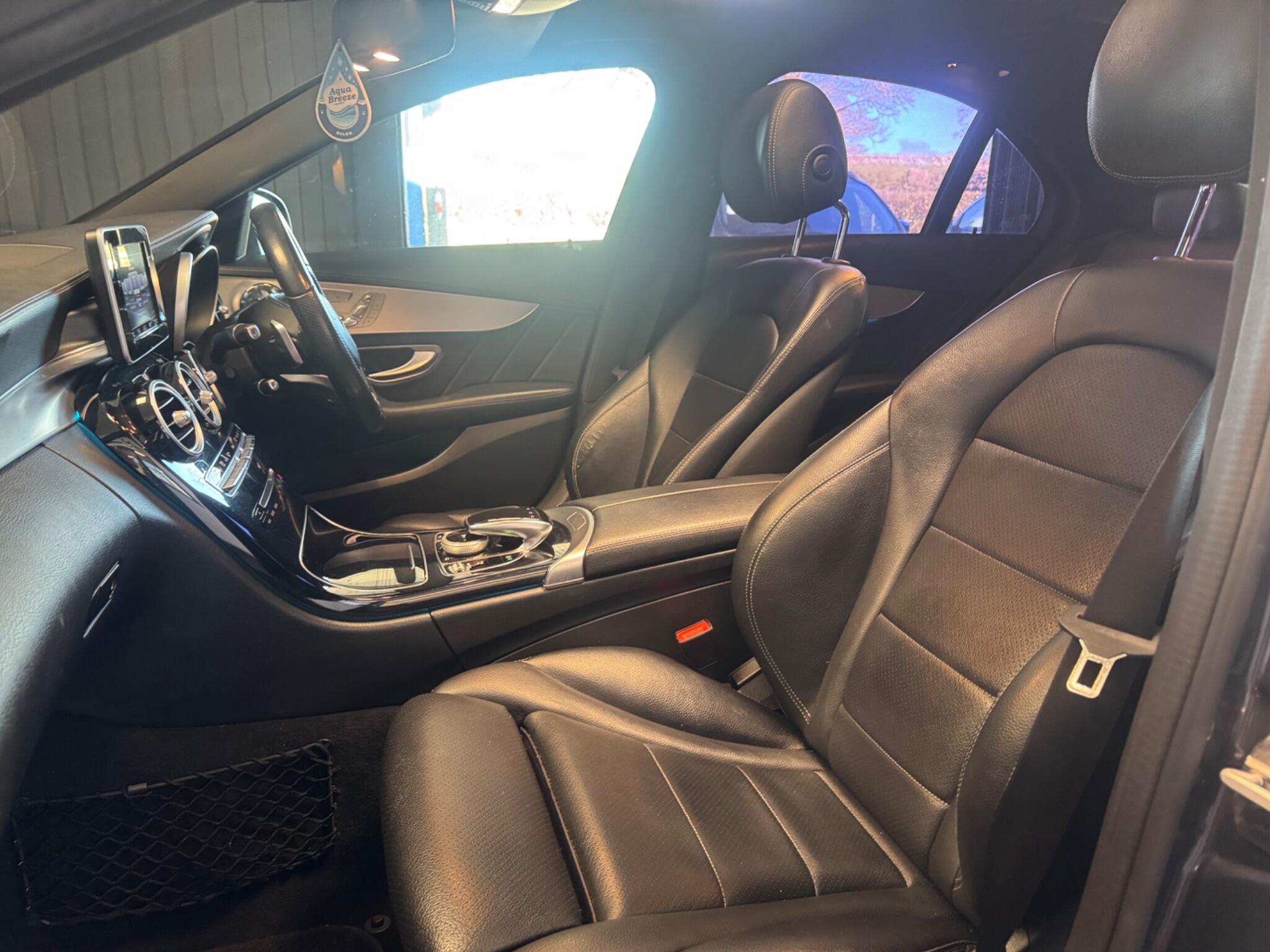 Mercedes-Benz C Class 1.6 C200d AMG Line (Premium) G-Tronic+ Euro 6 (s/s) 4dr 4dr Automatic 2026