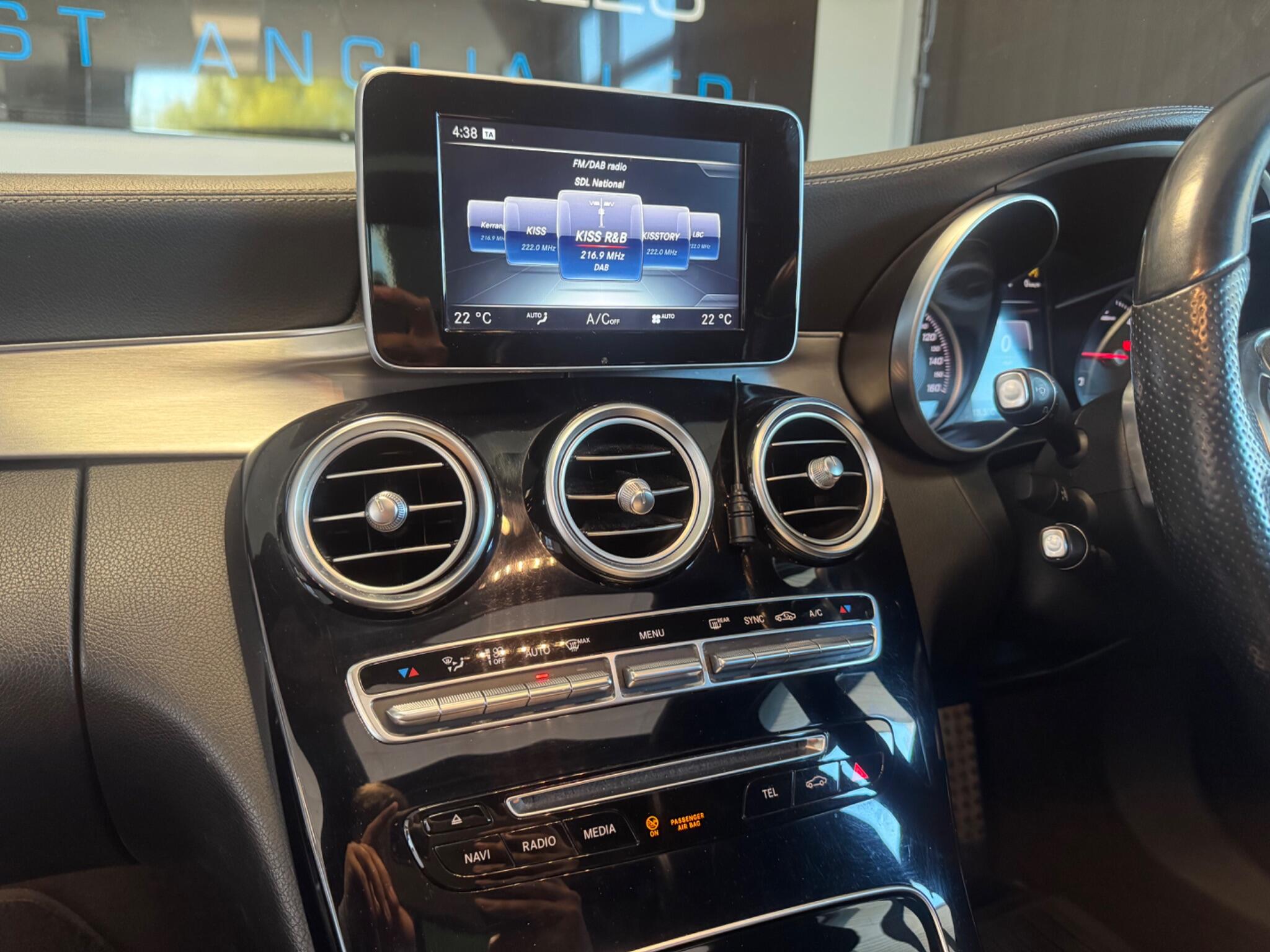 Mercedes-Benz C Class 1.6 C200d AMG Line (Premium) G-Tronic+ Euro 6 (s/s) 4dr 4dr Automatic 2026