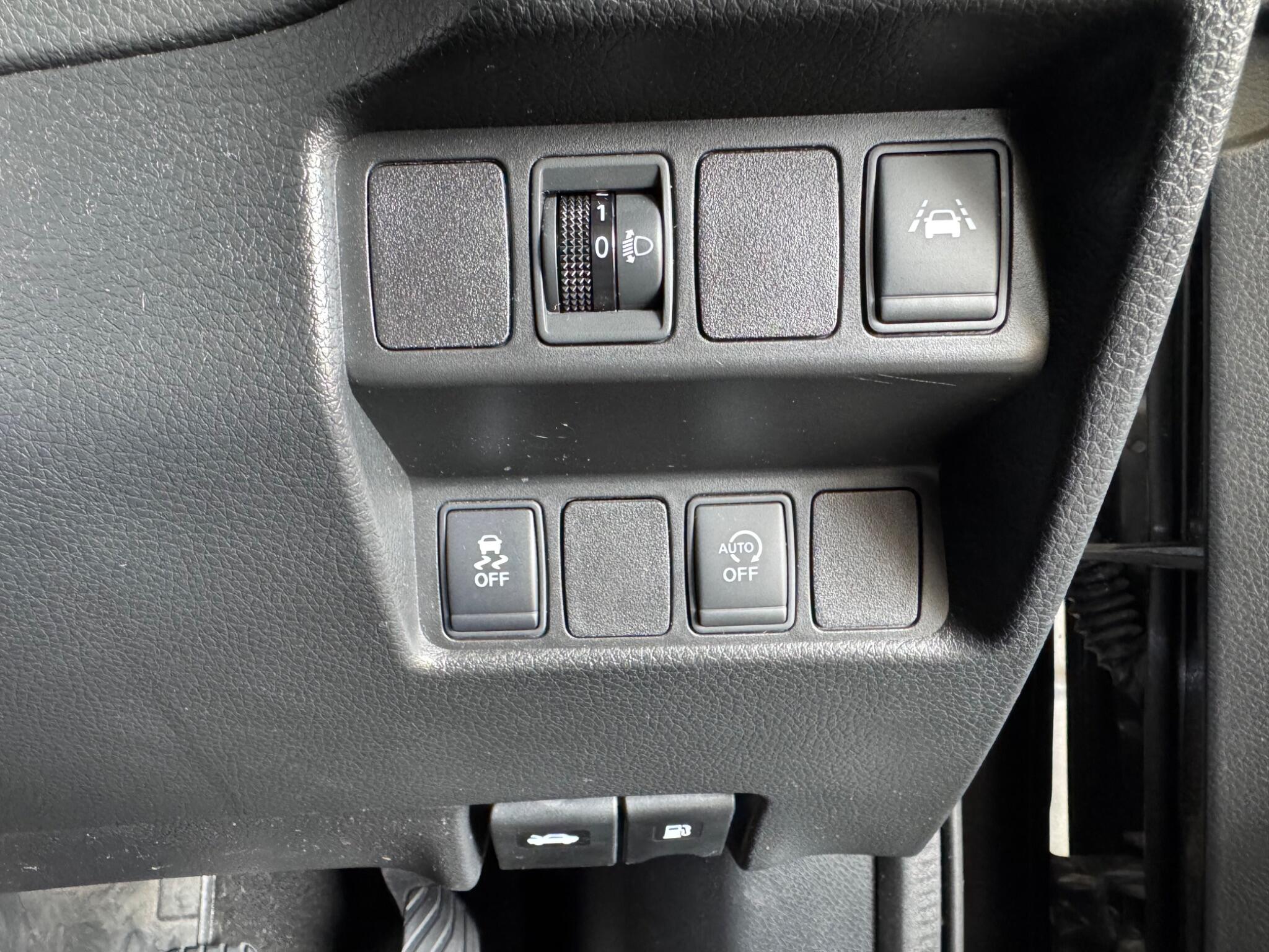 Nissan Qashqai 1.5 dCi N-Vision 2WD Euro 6 (s/s) 5dr 5dr Manual 2026