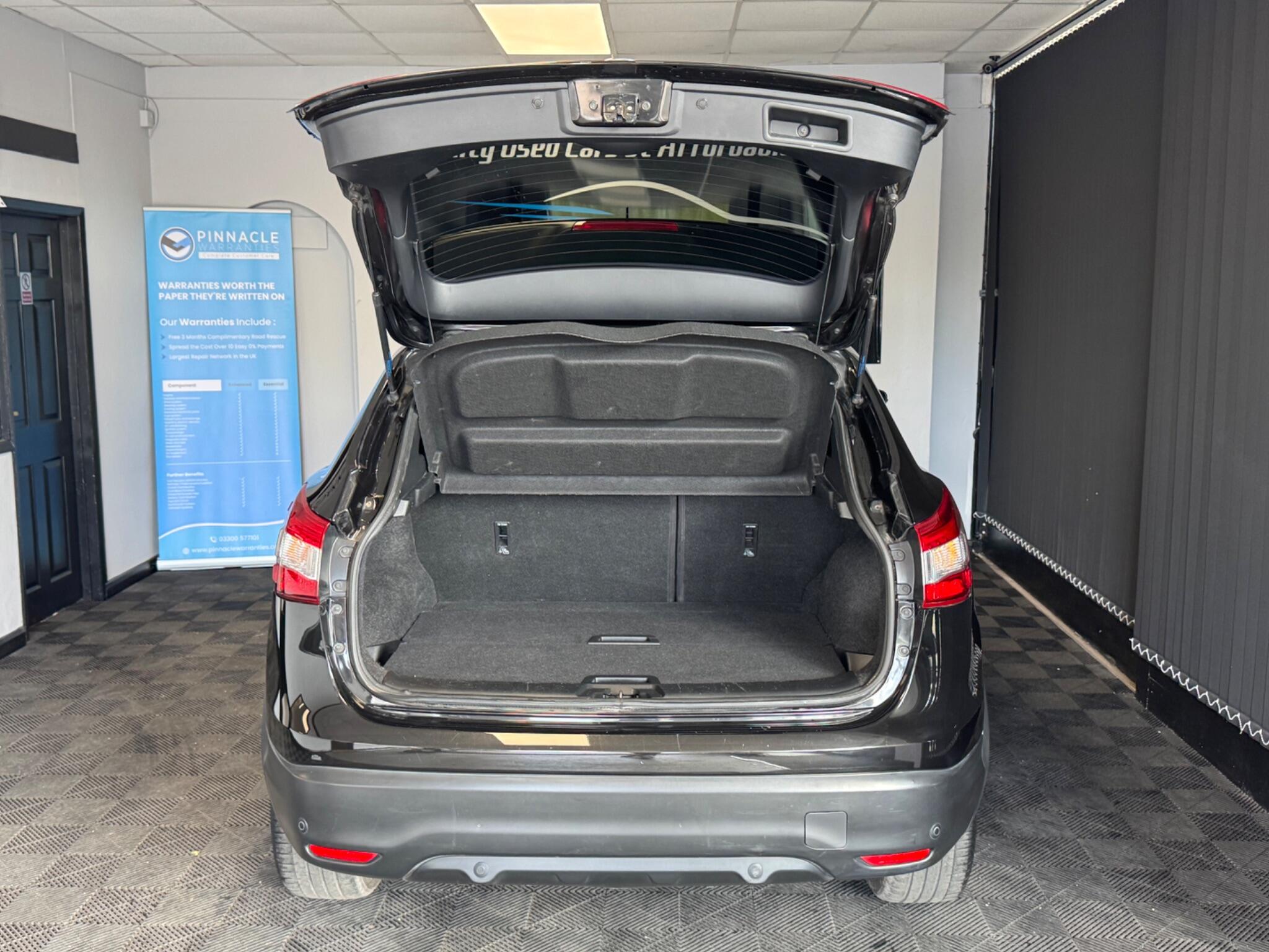 Nissan Qashqai 1.5 dCi N-Vision 2WD Euro 6 (s/s) 5dr 5dr Manual 2026