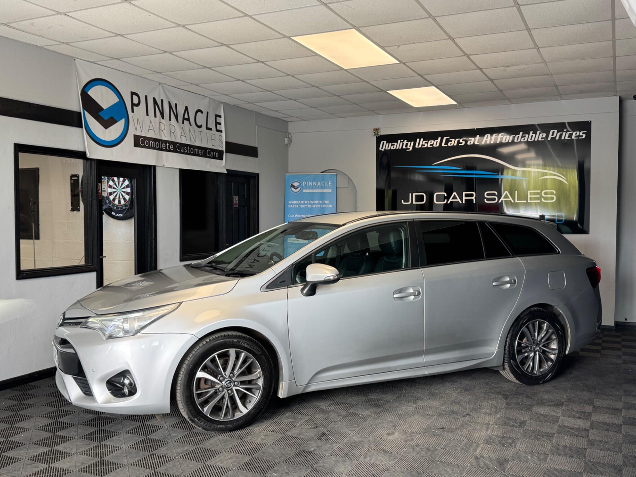 Toyota Avensis 2.0 D-4D Business Edition Plus Touring Sports Euro 6 (s/s) 5dr 5dr Manual 2026