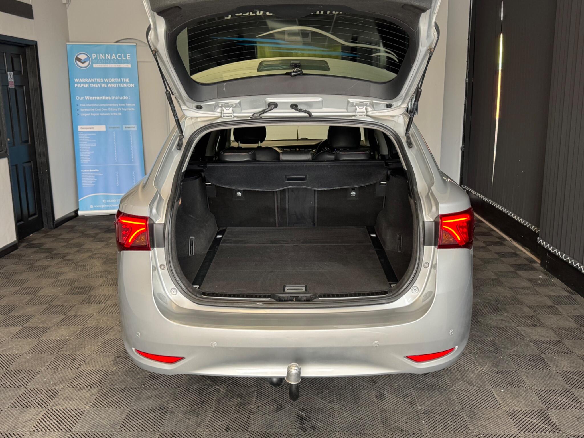 Toyota Avensis 2.0 D-4D Business Edition Plus Touring Sports Euro 6 (s/s) 5dr 5dr Manual 2026