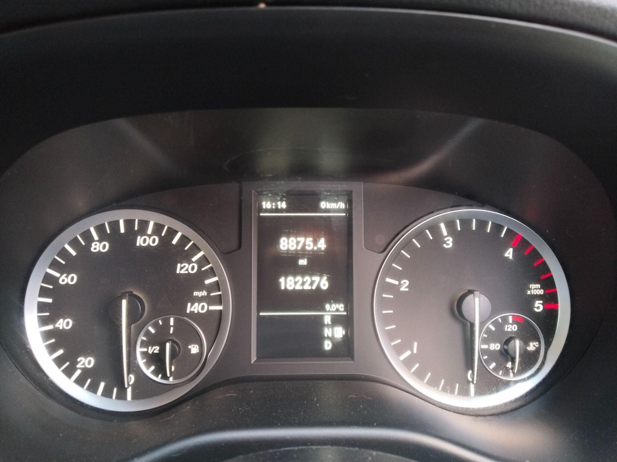 Mercedes-Benz Vito 2.1 114 CDI SELECT Tourer Double Cab 5dr Diesel G-Tronic RWD L3 Euro 6 (s/s) (XLWB) (136 ps) 5dr Automatic 2026