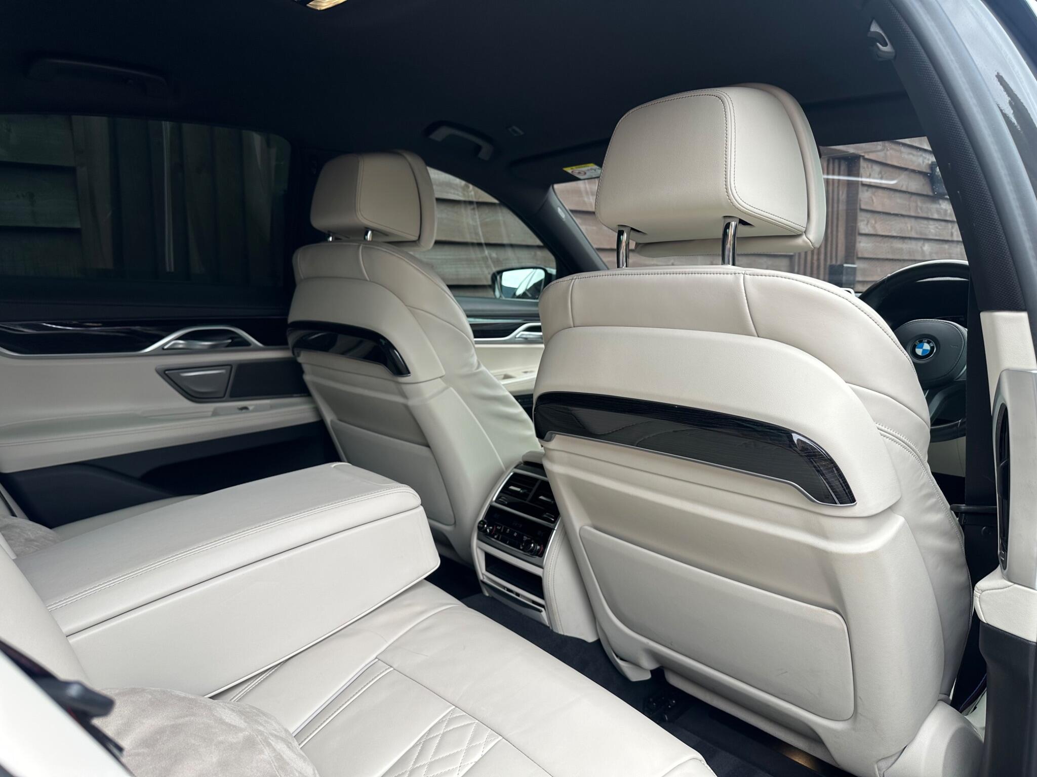 BMW 7 Series 3.0 730d MHT M Sport Auto xDrive Euro 6 (s/s) 4dr 4dr Automatic 2026