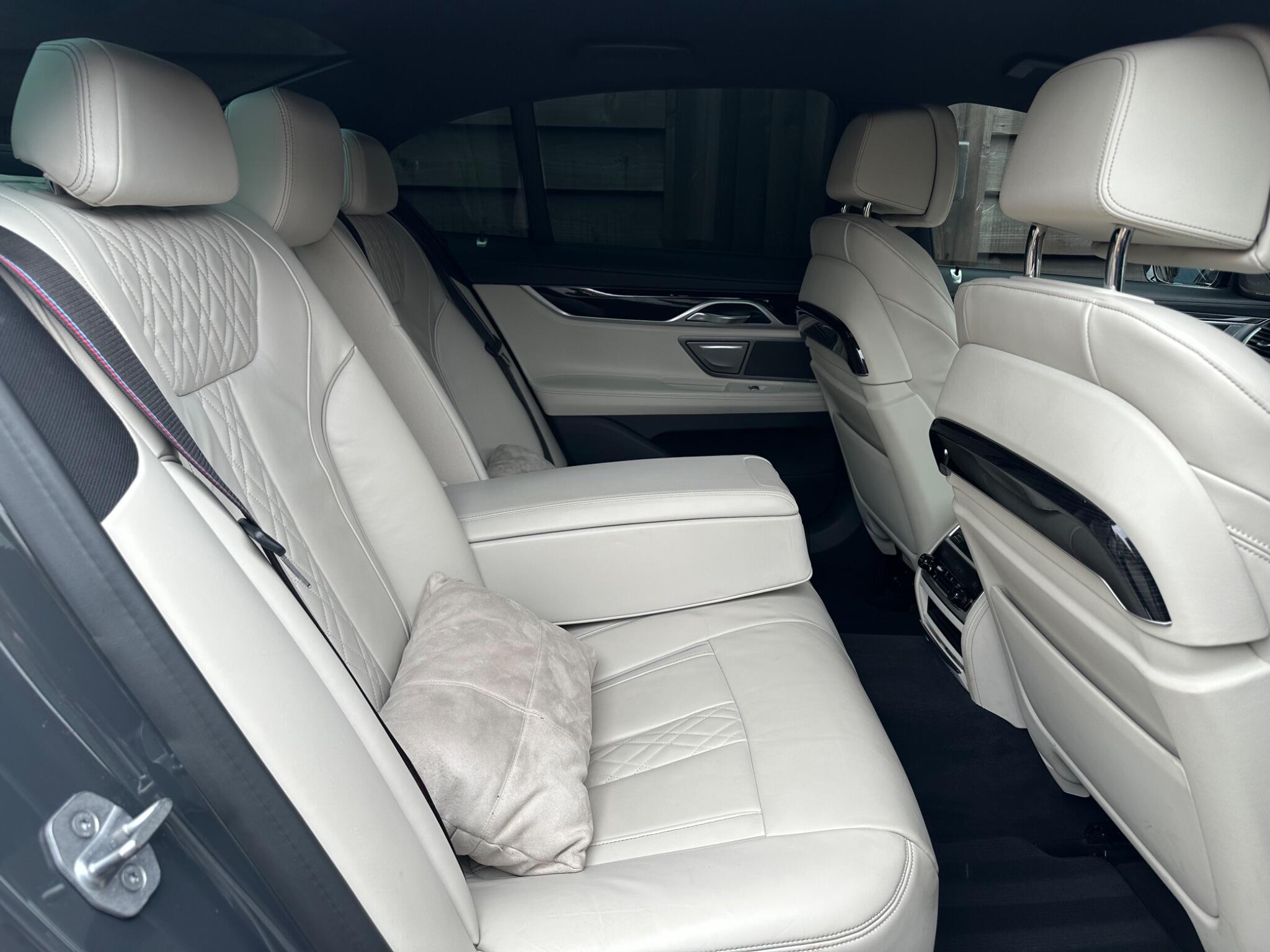 BMW 7 Series 3.0 730d MHT M Sport Auto xDrive Euro 6 (s/s) 4dr 4dr Automatic 2026