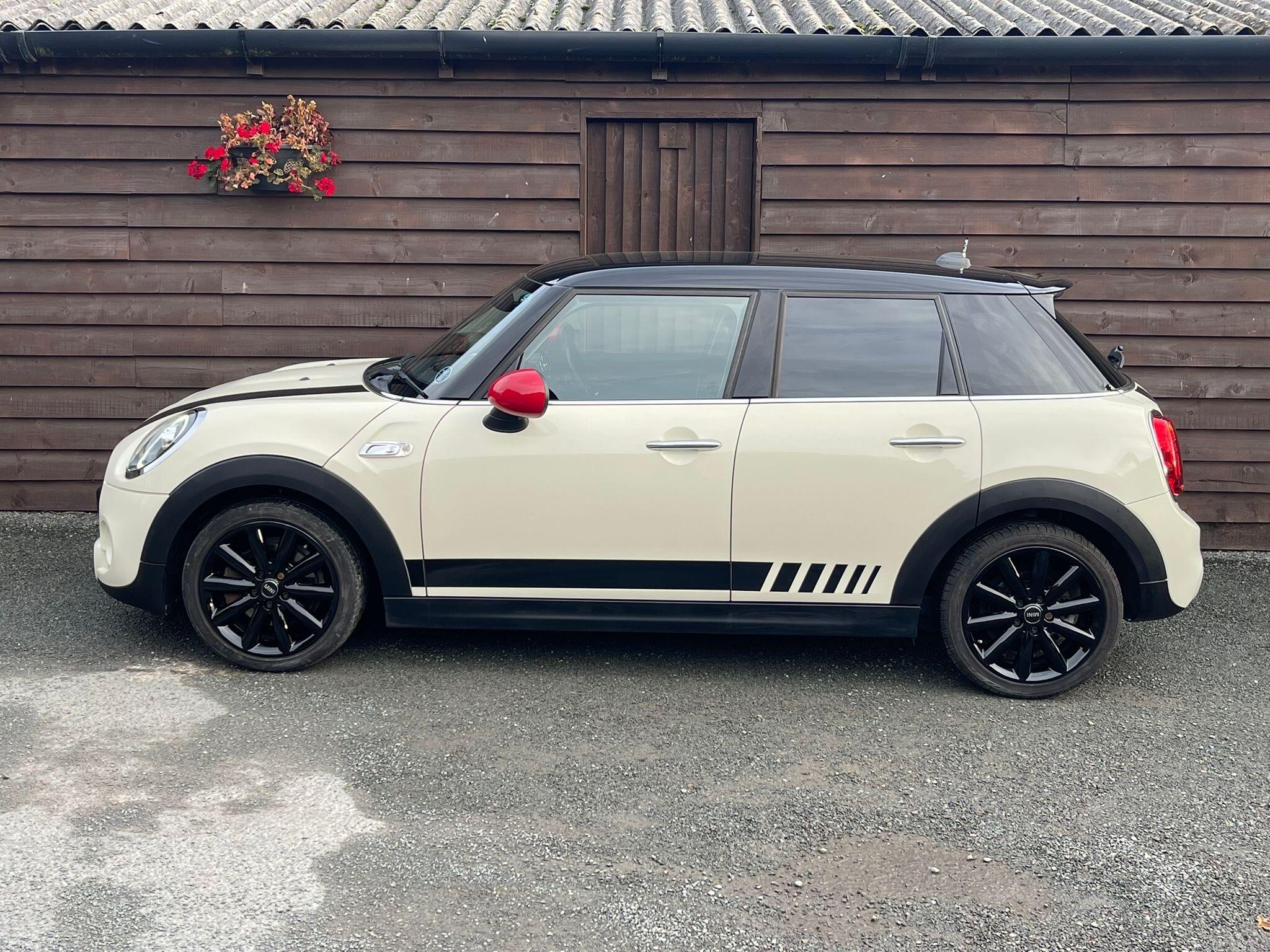 MINI Hatch 2.0 Cooper S Steptronic Euro 6 (s/s) 5dr 5dr Automatic 2026