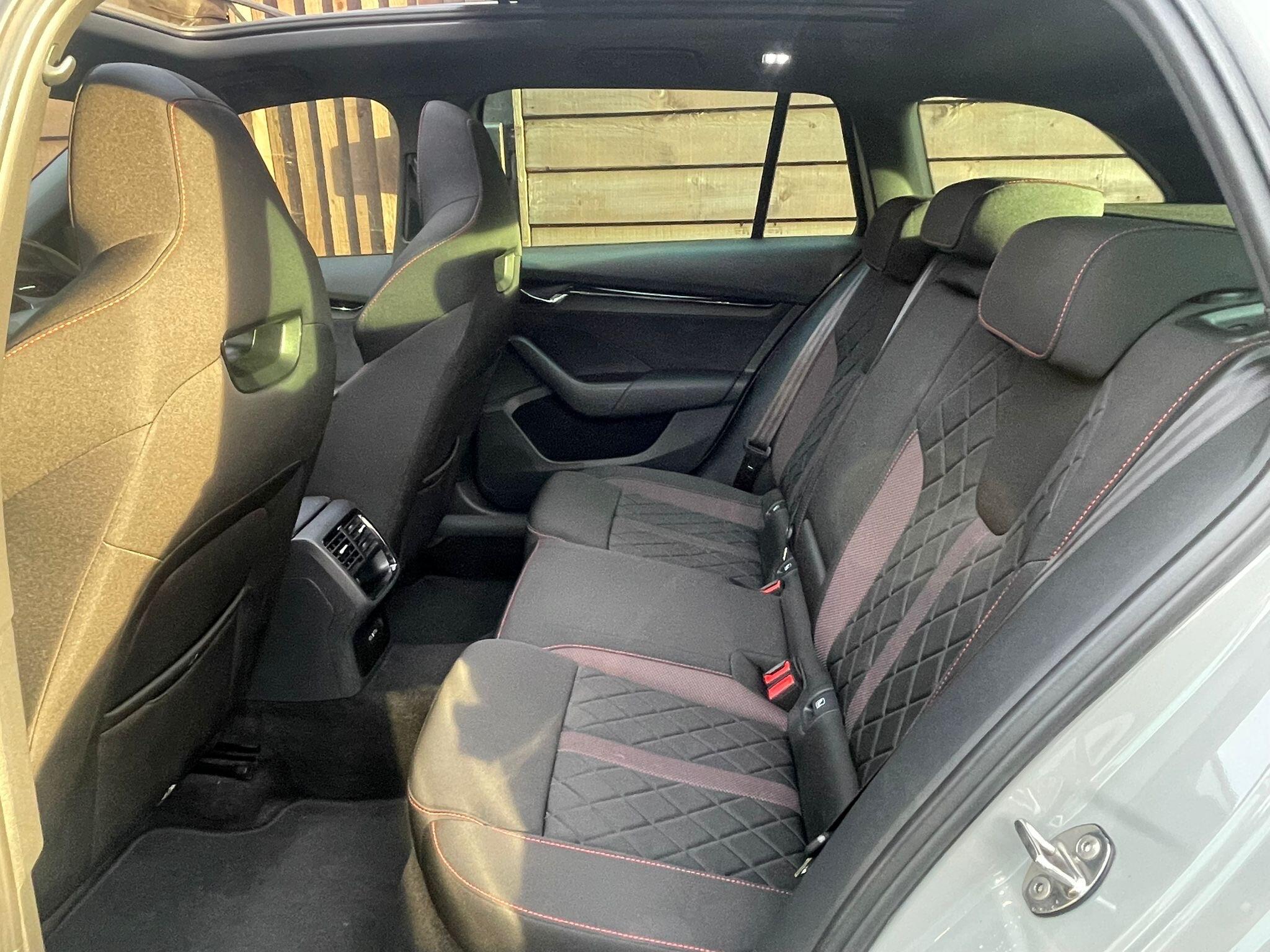 MINI Hatch 2.0 Cooper S Steptronic Euro 6 (s/s) 5dr 5dr Automatic 2026