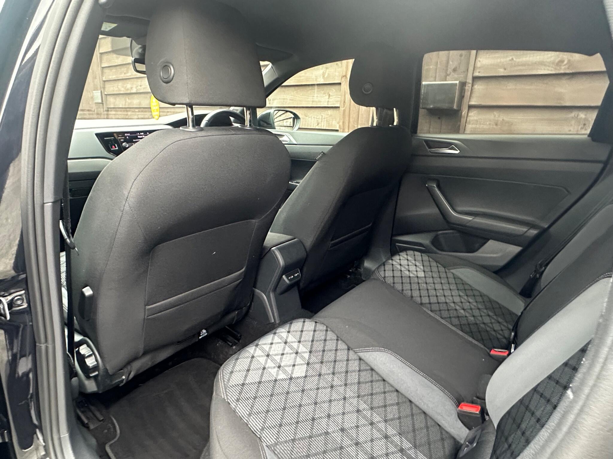 Volkswagen Taigo 1.0 TSI R-Line DSG Euro 6 (s/s) 5dr 5dr Automatic 2026