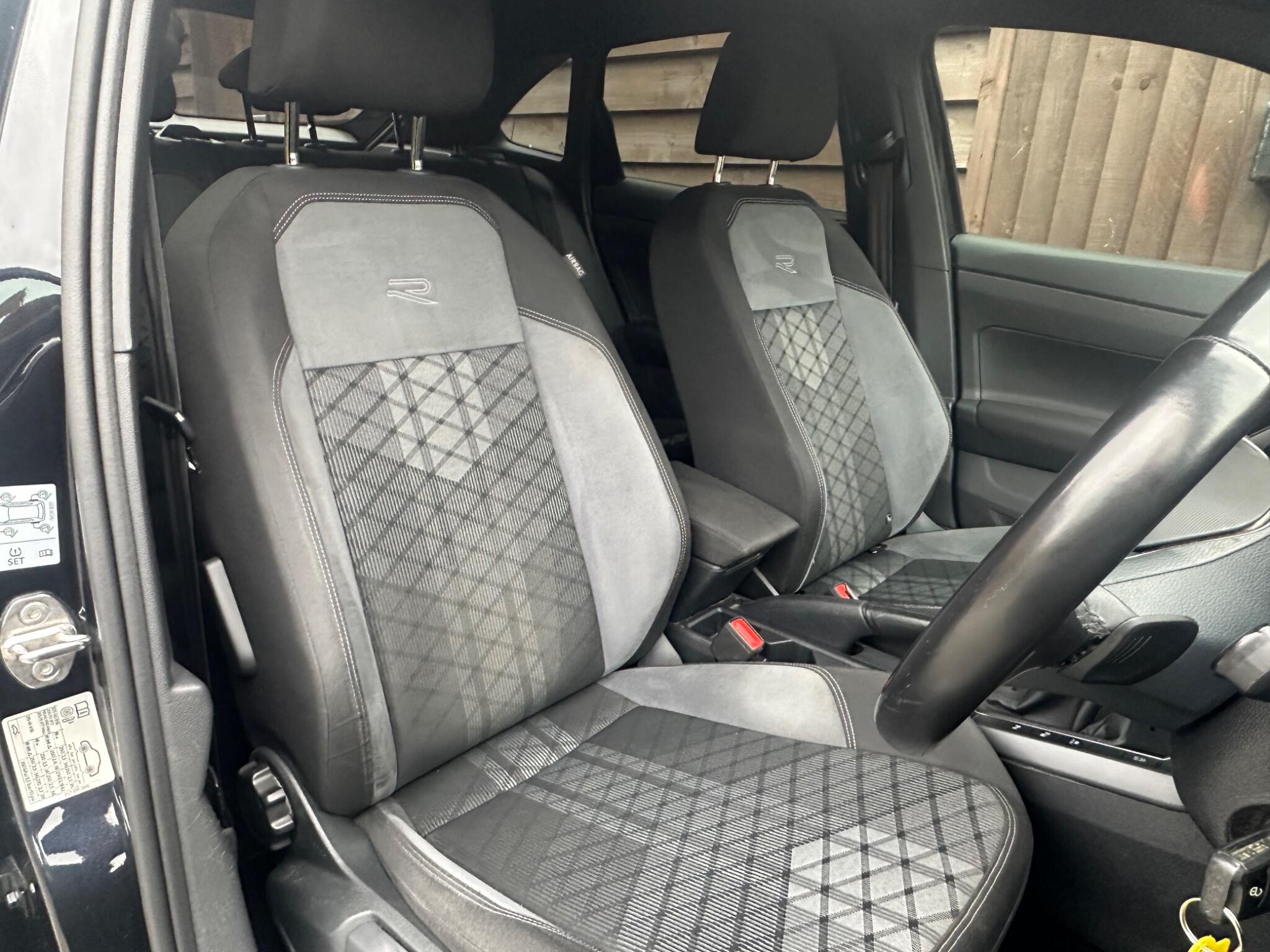 Volkswagen Taigo 1.0 TSI R-Line DSG Euro 6 (s/s) 5dr 5dr Automatic 2026