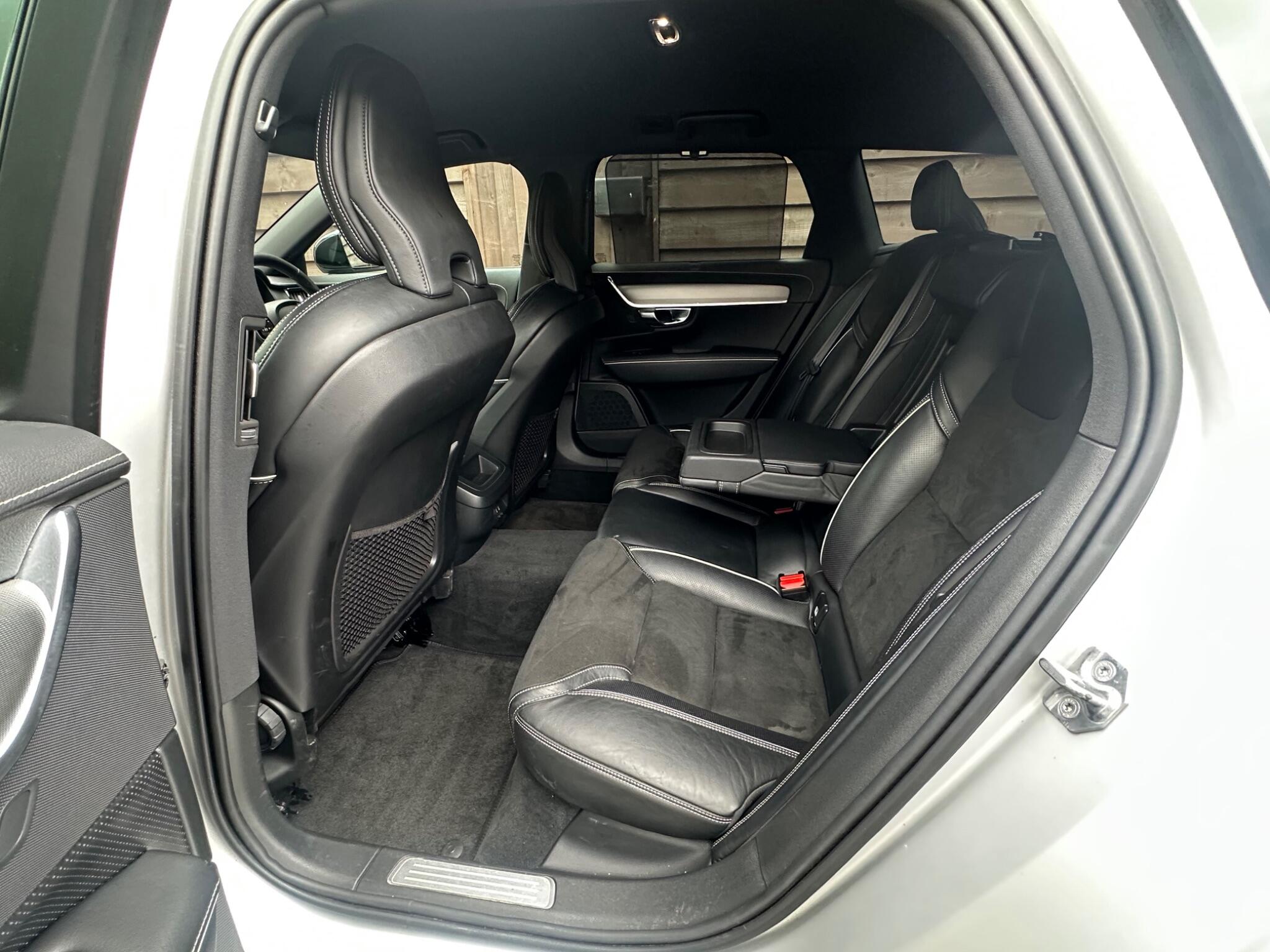 Volvo V90 2.0 D5 R-Design Auto AWD Euro 6 (s/s) 5dr 5dr Automatic 2026