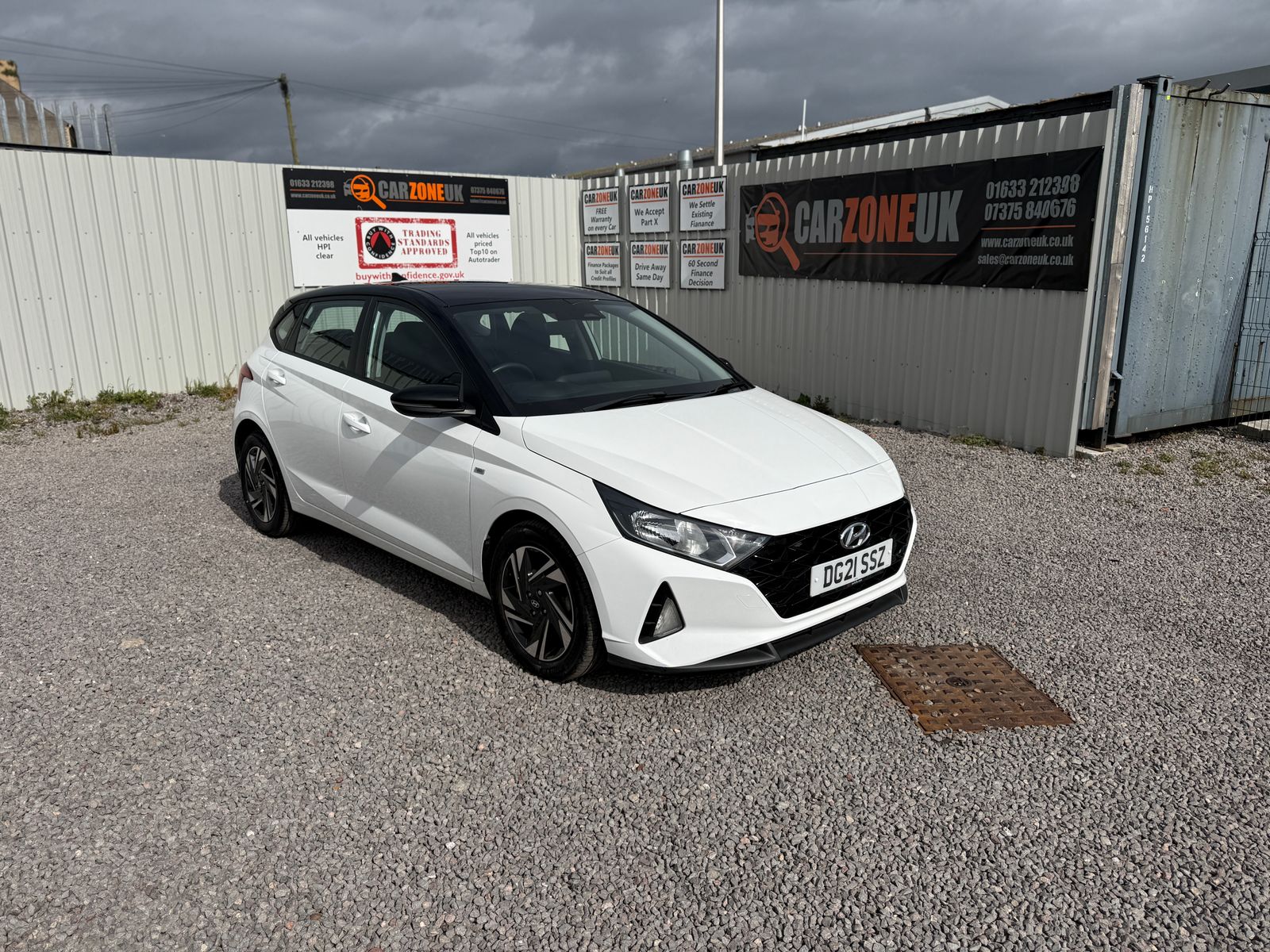 2021 Hyundai I20 1.0 T-GDi MHEV SE Connect Hatchback 5dr Petrol Hybrid Manual Euro 6 (s/s) (100 ps), exterior view 2