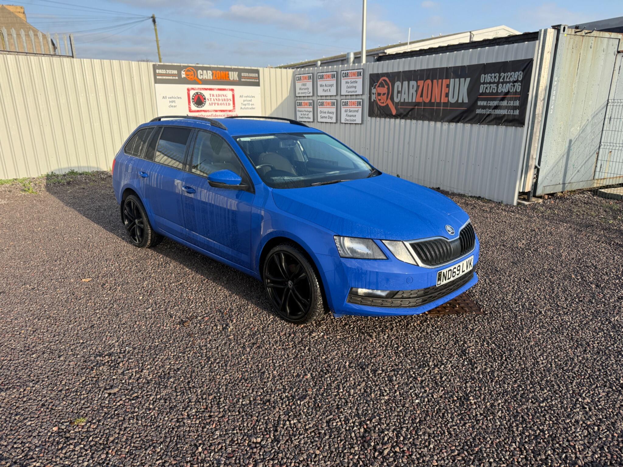 2019 Skoda Octavia 1.5 TSI ACT SE Drive DSG Euro 6 (s/s) 5dr, exterior view 2
