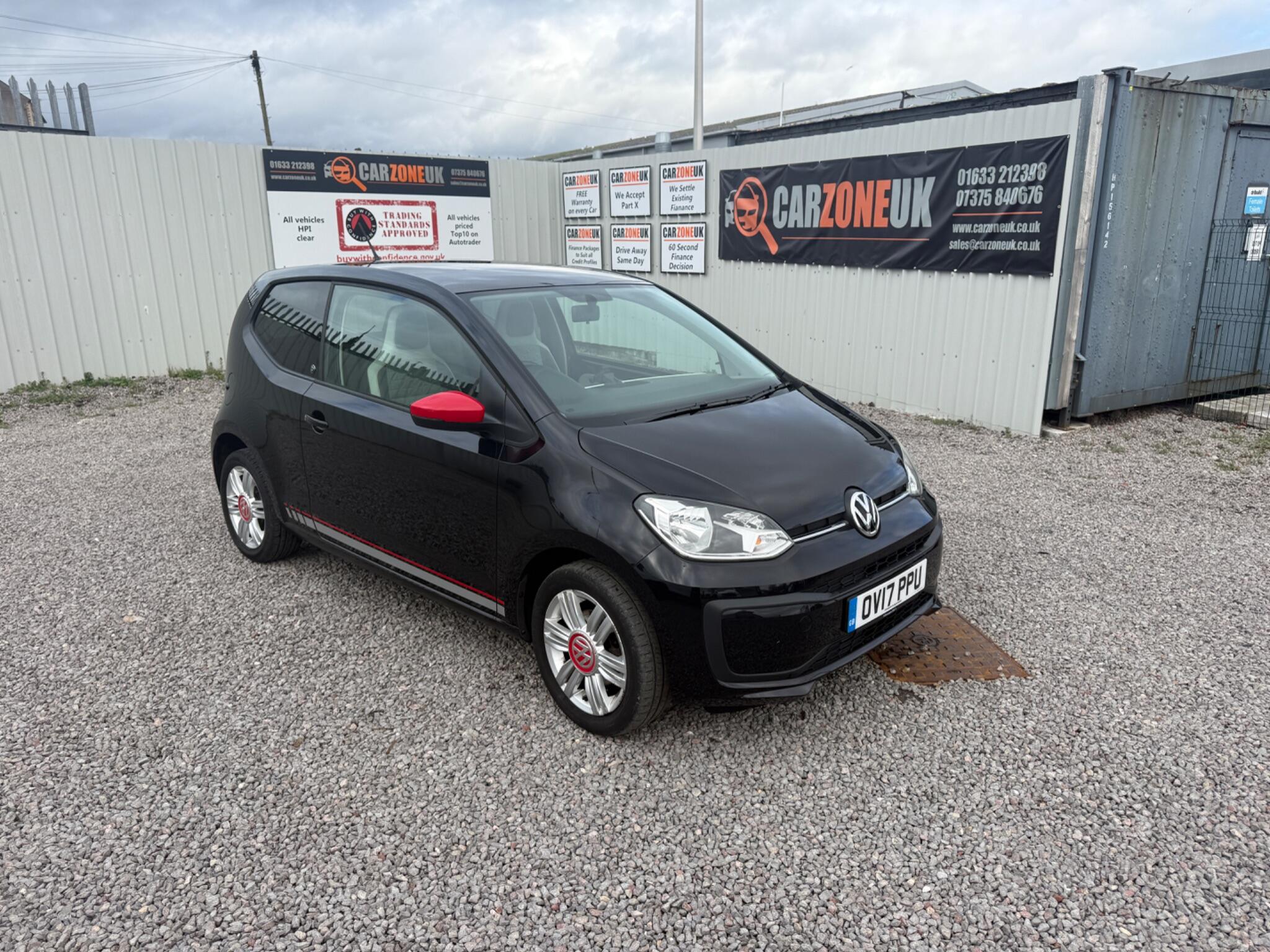 2017 Volkswagen up! 1.0 up! beats Euro 6 3dr, exterior view 2