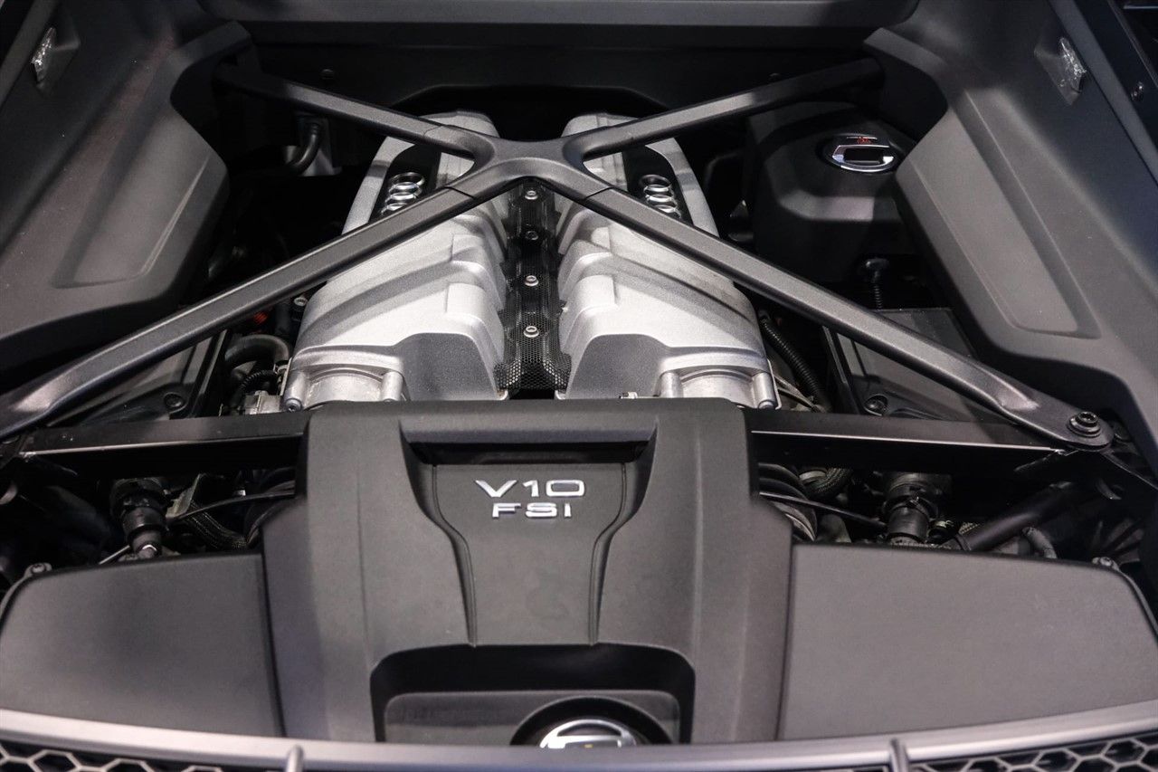 Audi R8 5.2 FSI V10 Plus Coupe 2dr Petrol S Tronic quattro Euro 6 (s/s) (610 ps) 2dr Automatic 2026