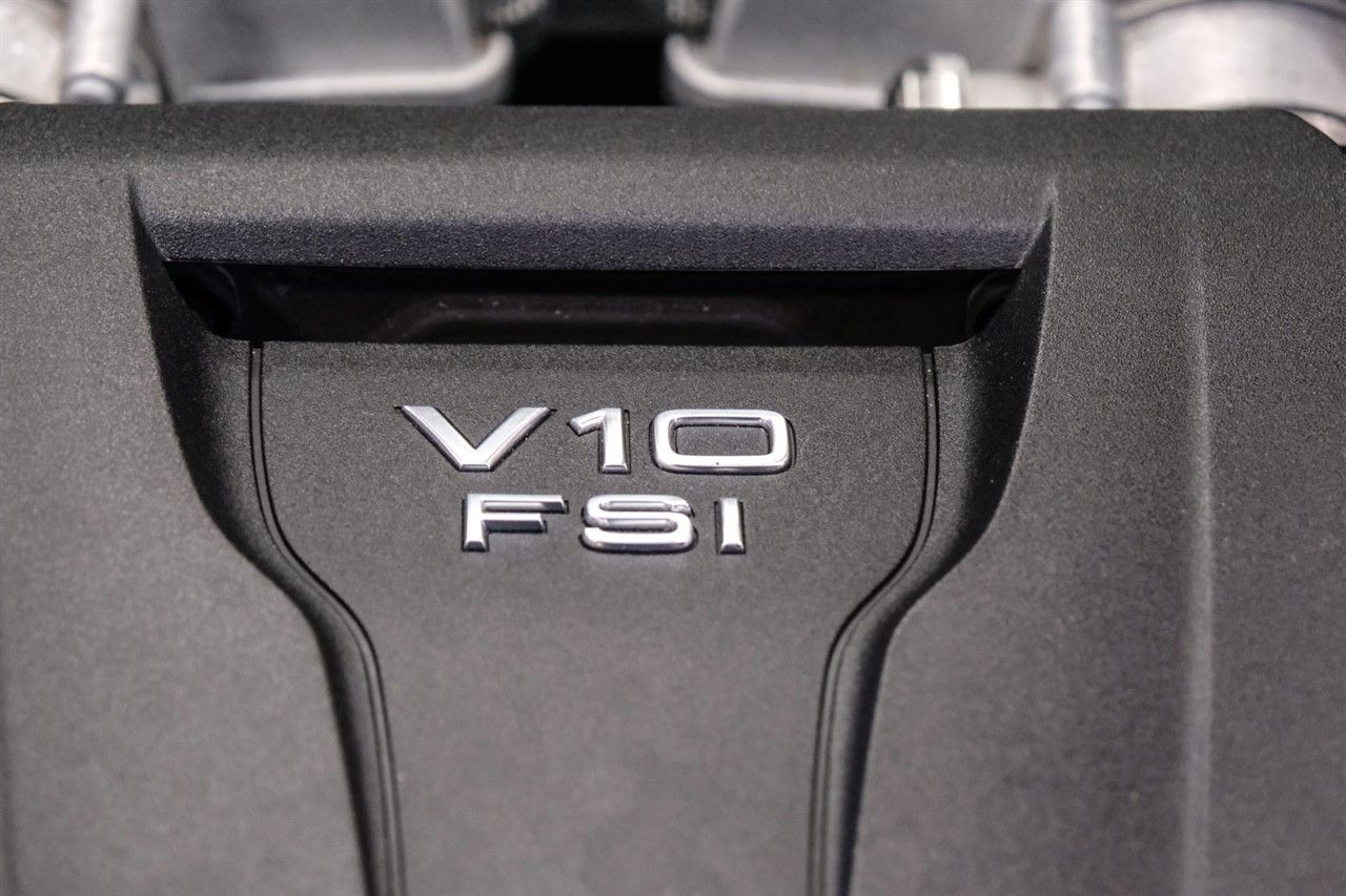 Audi R8 5.2 FSI V10 Plus Coupe 2dr Petrol S Tronic quattro Euro 6 (s/s) (610 ps) 2dr Automatic 2026