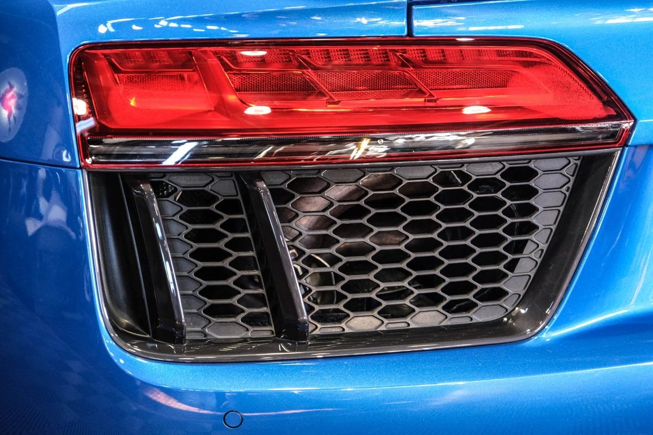 Audi R8 5.2 FSI V10 Plus Coupe 2dr Petrol S Tronic quattro Euro 6 (s/s) (610 ps) 2dr Automatic 2026