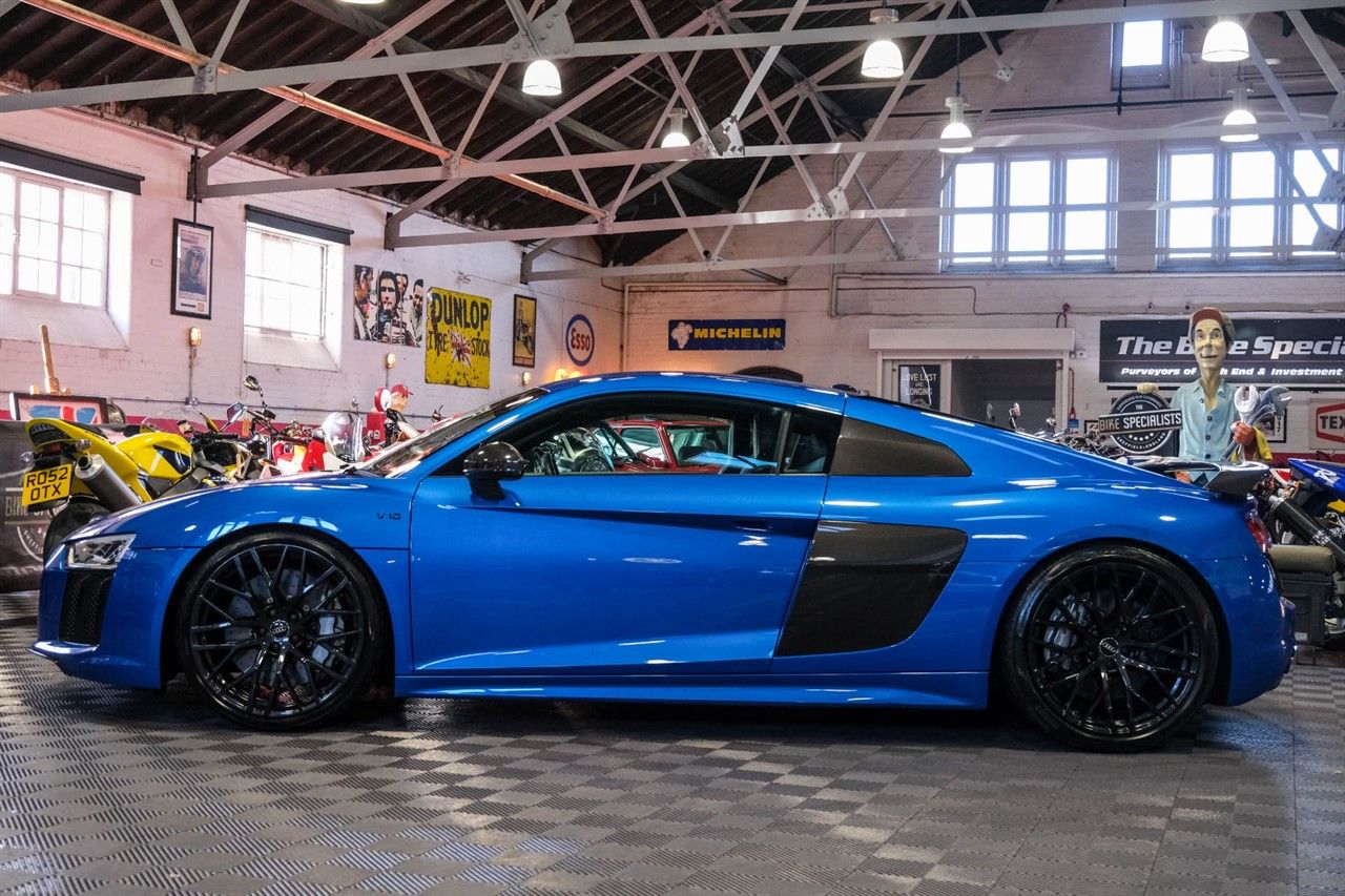 Audi R8 5.2 FSI V10 Plus Coupe 2dr Petrol S Tronic quattro Euro 6 (s/s) (610 ps) 2dr Automatic 2026