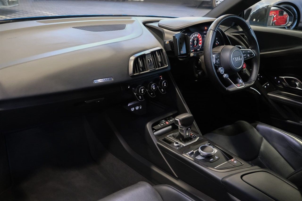 Audi R8 5.2 FSI V10 Plus Coupe 2dr Petrol S Tronic quattro Euro 6 (s/s) (610 ps) 2dr Automatic 2026