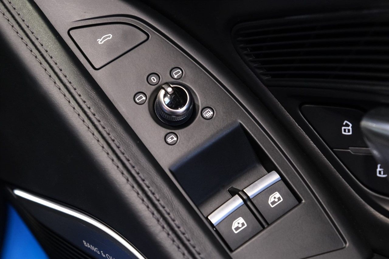 Audi R8 5.2 FSI V10 Plus Coupe 2dr Petrol S Tronic quattro Euro 6 (s/s) (610 ps) 2dr Automatic 2026