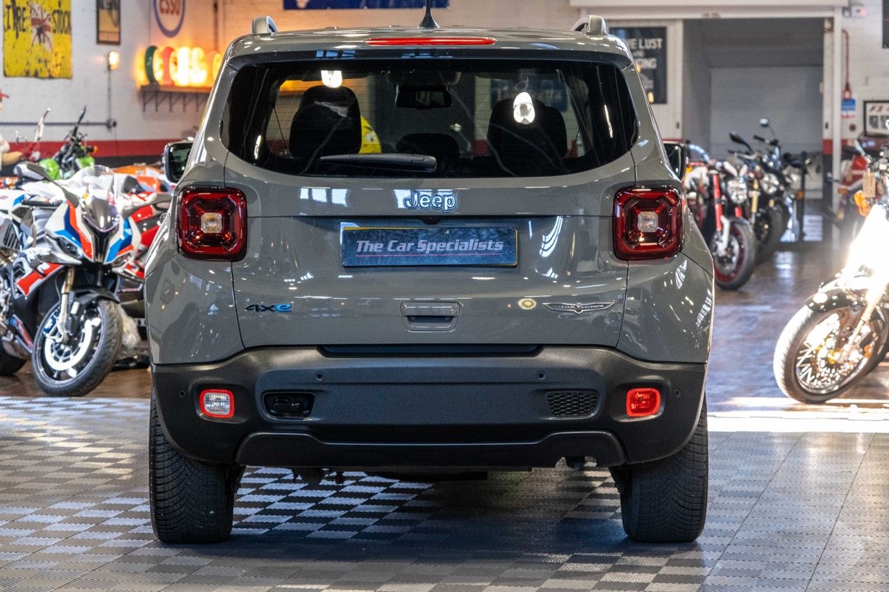 Jeep Renegade 1.3 GSE T4 11.4kWh Trailhawk SUV 5dr Petrol Plug-in Hybrid Auto 4xe Euro 6 (s/s) (240 ps) 5dr Automatic 2026