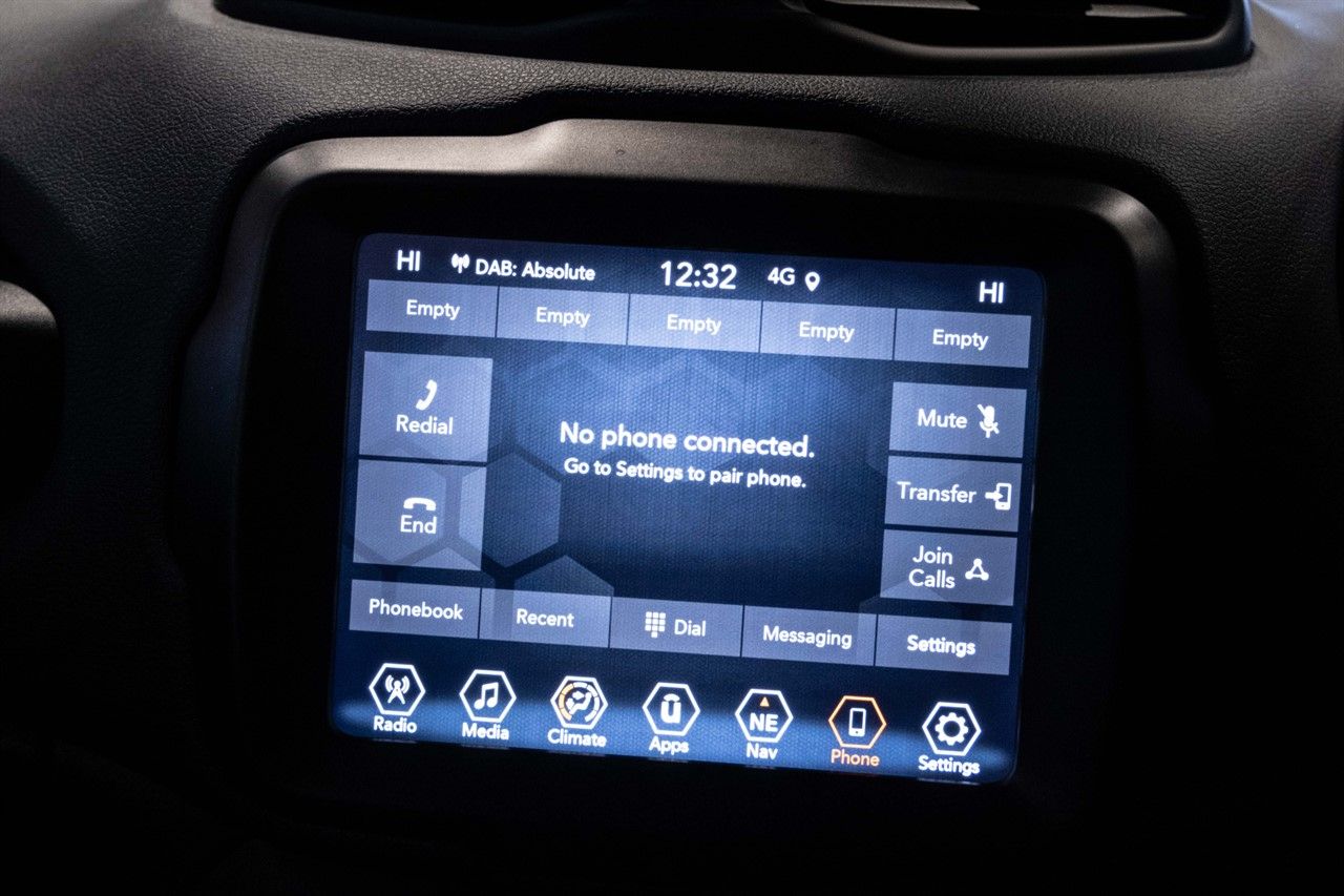 Jeep Renegade 1.3 GSE T4 11.4kWh Trailhawk SUV 5dr Petrol Plug-in Hybrid Auto 4xe Euro 6 (s/s) (240 ps) 5dr Automatic 2026