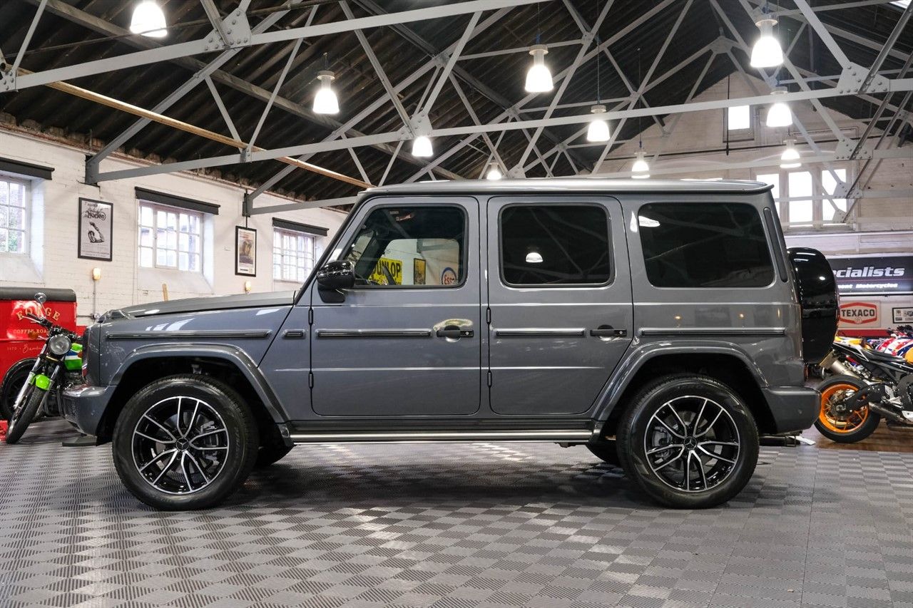 Mercedes-Benz G Class 2.9 G400d AMG Line (Premium Plus) SUV 5dr Diesel G-Tronic 4MATIC Euro 6 (s/s) (330 ps) 5dr Automatic 2026