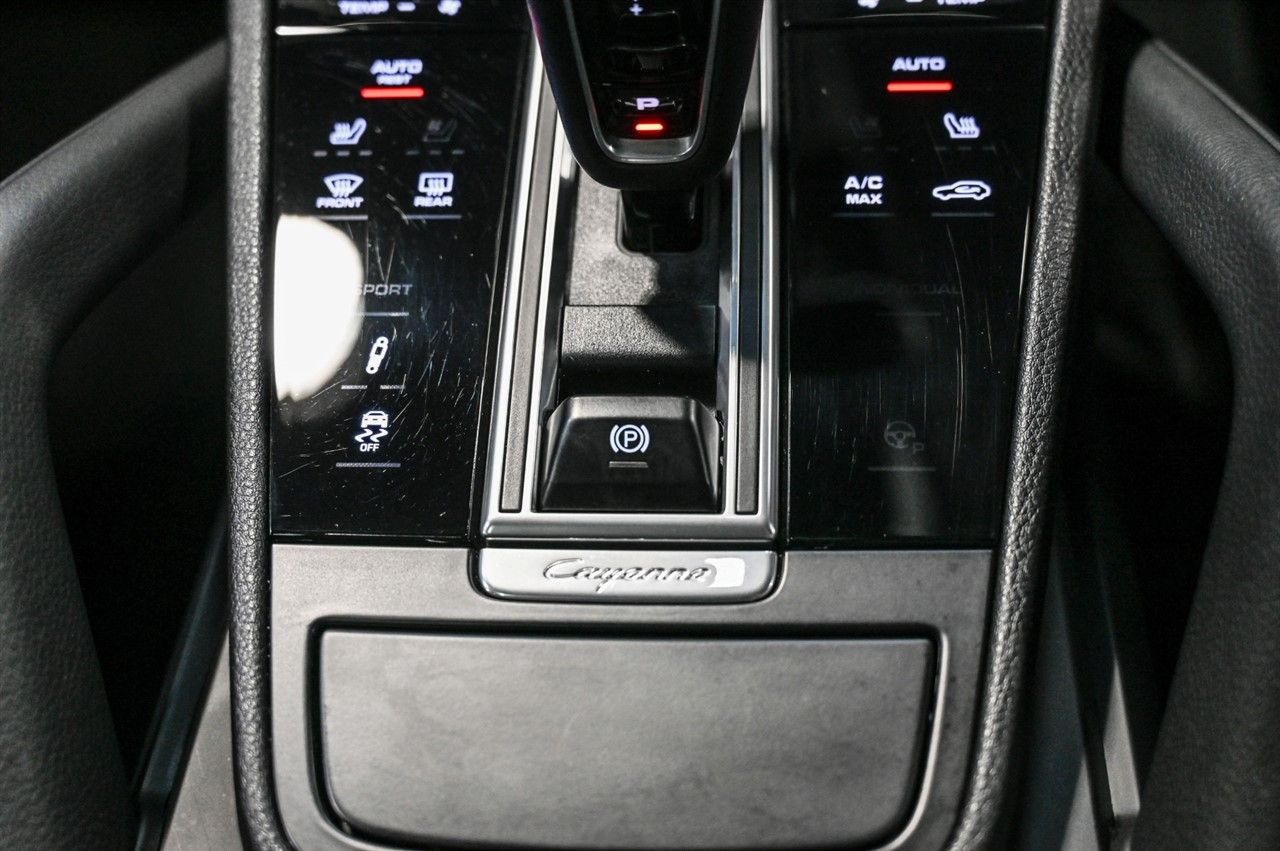 Porsche Cayenne 3.0T V6 Coupe 5dr Petrol TiptronicS 4WD Euro 6 (s/s) (340 ps) 5dr Automatic 2026