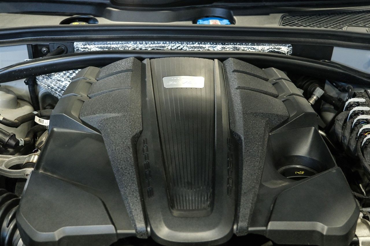 Porsche Macan 3.0T V6 S SUV 5dr Petrol PDK 4WD Euro 6 (s/s) (354 ps) 5dr Automatic 2026