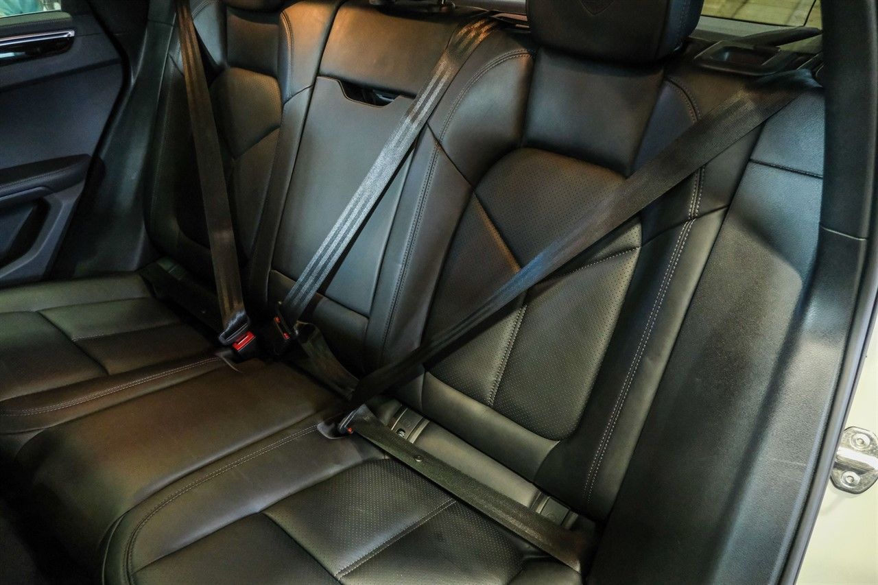 Porsche Macan 3.0T V6 S SUV 5dr Petrol PDK 4WD Euro 6 (s/s) (354 ps) 5dr Automatic 2026