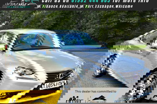 Lexus IS