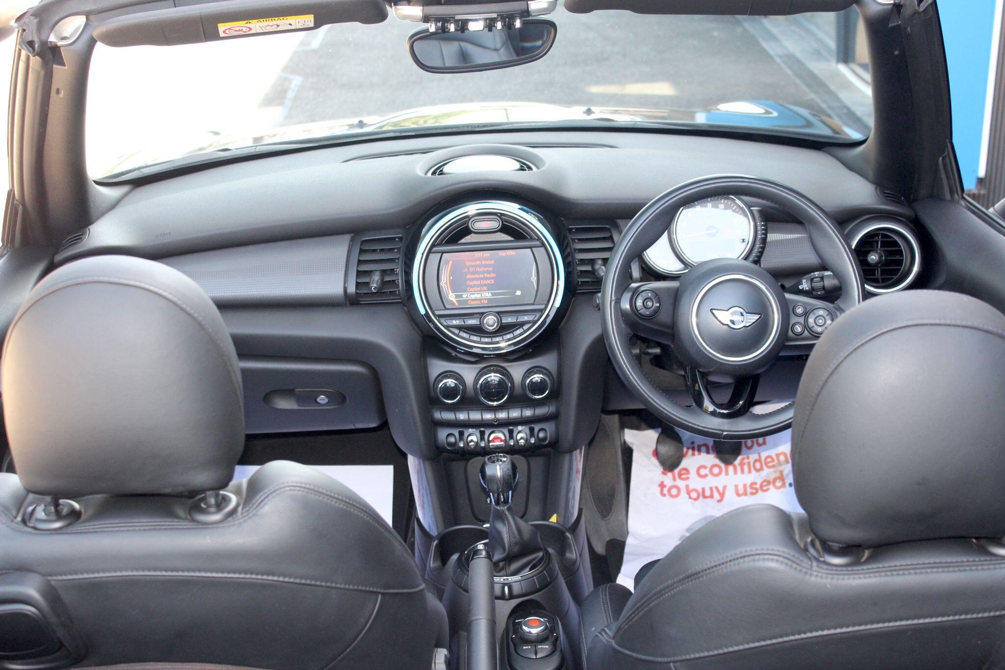 MINI Convertible 1.5 Cooper Euro 6 (s/s) 2dr 2dr Manual 2026