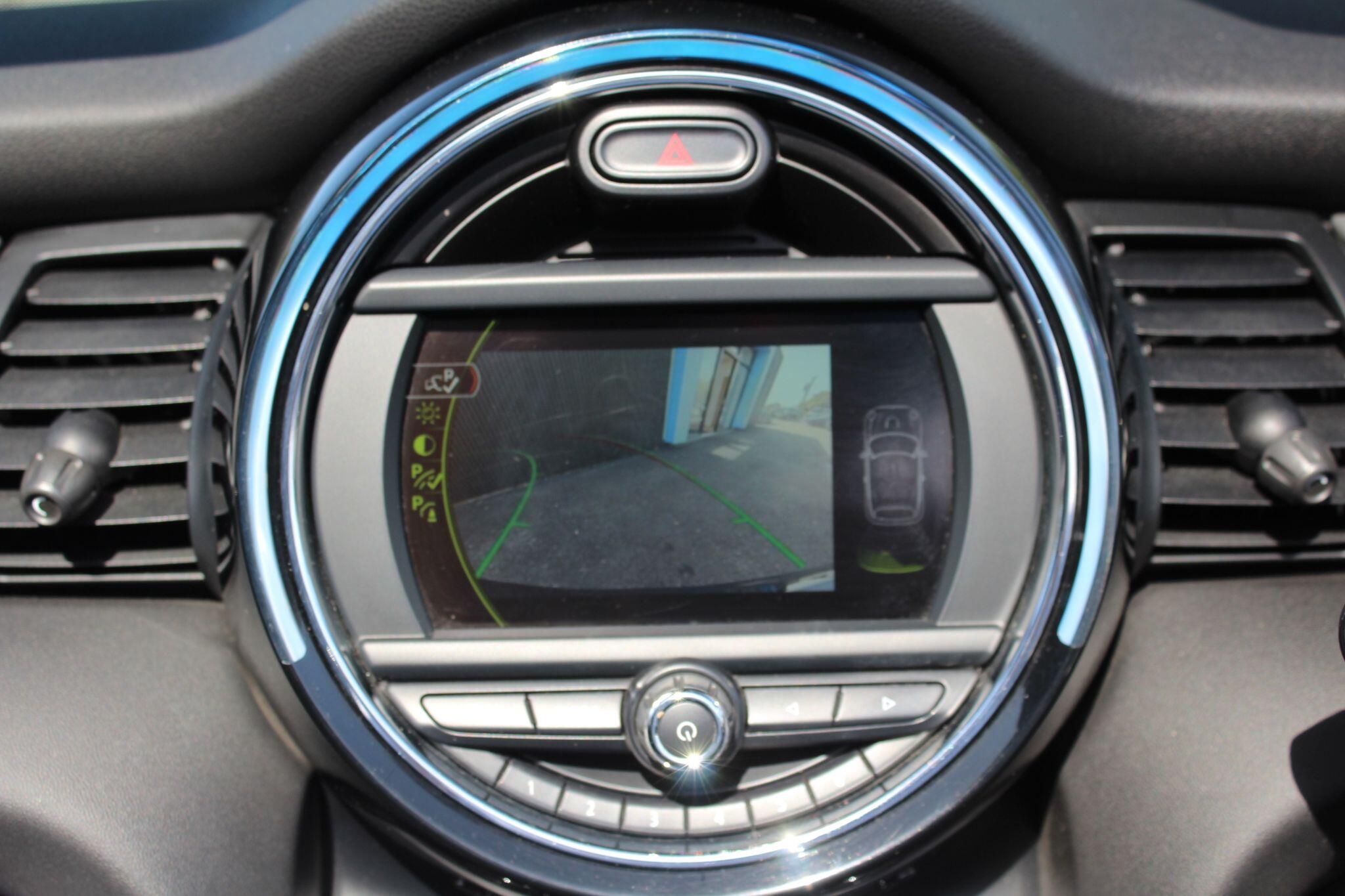 MINI Convertible 1.5 Cooper Euro 6 (s/s) 2dr 2dr Manual 2026