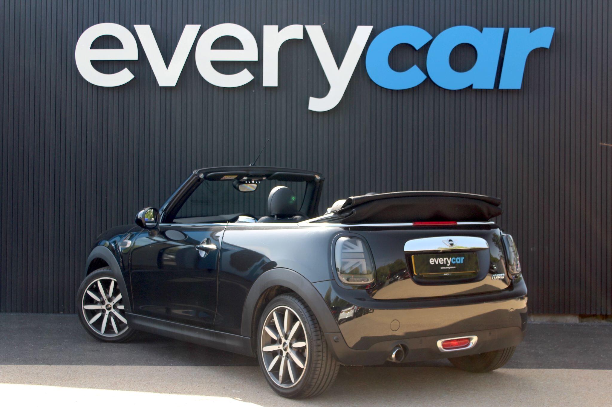 MINI Convertible 1.5 Cooper Euro 6 (s/s) 2dr 2dr Manual 2026