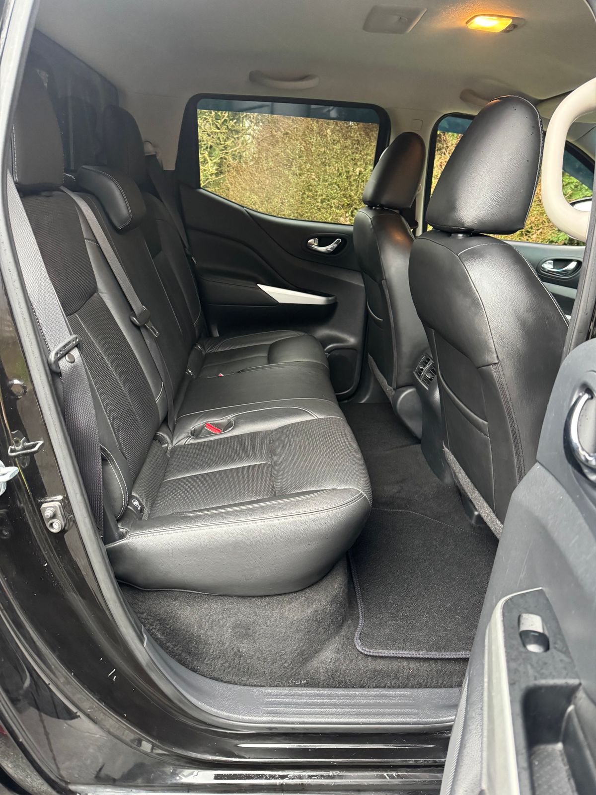 Nissan Navara 2.3 dCi Tekna Pickup Double Cab 4dr Diesel Auto 4WD Euro 6 (190 ps) 4dr Automatic 2026
