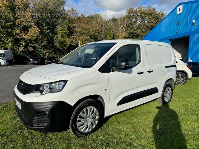 Peugeot Partner 1.5 BlueHDi 1000 Professional Premium Standard Panel Van 5dr Diesel Manual SWB Euro 6 (100 bhp) 5dr Manual 2021