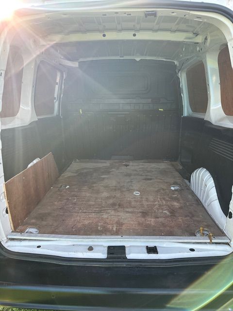 Peugeot Partner 1.5 BlueHDi 1000 Professional Premium Standard Panel Van 5dr Diesel Manual SWB Euro 6 (100 bhp) 5dr Manual 2021