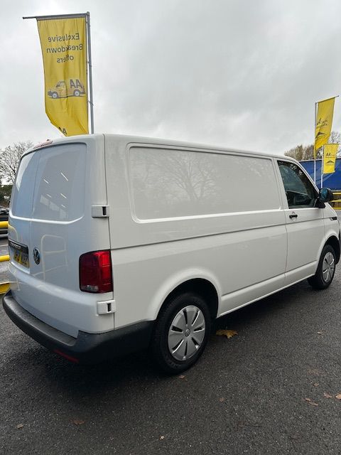 Volkswagen Transporter 2.0 TDI T28 Startline Panel Van 5dr Diesel Manual FWD SWB Euro 6 (s/s) (110 ps) 5dr Manual 2021