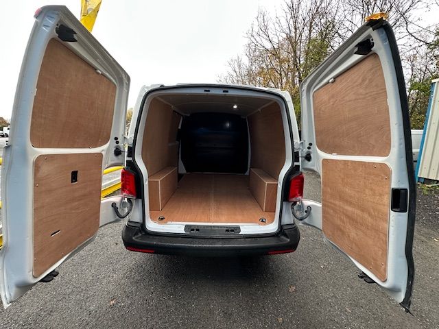Volkswagen Transporter 2.0 TDI T28 Startline Panel Van 5dr Diesel Manual FWD SWB Euro 6 (s/s) (110 ps) 5dr Manual 2021