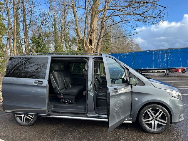 Mercedes-Benz Vito 2.1 119 CDI BlueTEC Sport Crew Van Double Cab 5dr Diesel G-Tronic+ RWD L1 Euro 6 (s/s) (190 ps) 5dr Automatic 2019