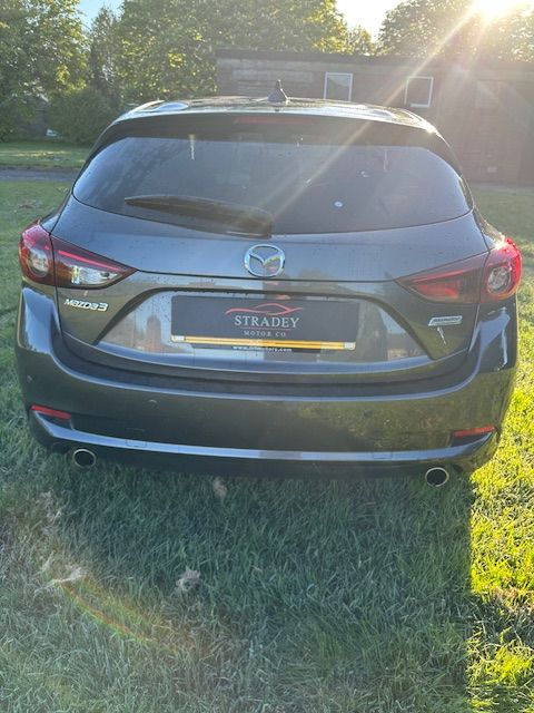 Mazda Mazda3 2.2 SKYACTIV-D SE-L Nav Hatchback 5dr Diesel Manual Euro 6 (s/s) (150 ps) 5dr Manual 2017