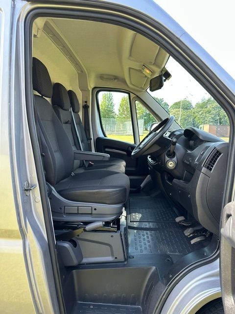 Citroen Relay 2.2 BlueHDi 35 Enterprise Panel Van 5dr Diesel Manual L3 High Roof Euro 6 (s/s) (140 ps) 5dr Manual 2022