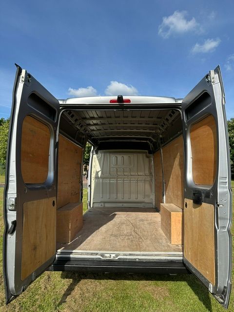 Citroen Relay 2.2 BlueHDi 35 Enterprise Panel Van 5dr Diesel Manual L3 High Roof Euro 6 (s/s) (140 ps) 5dr Manual 2022